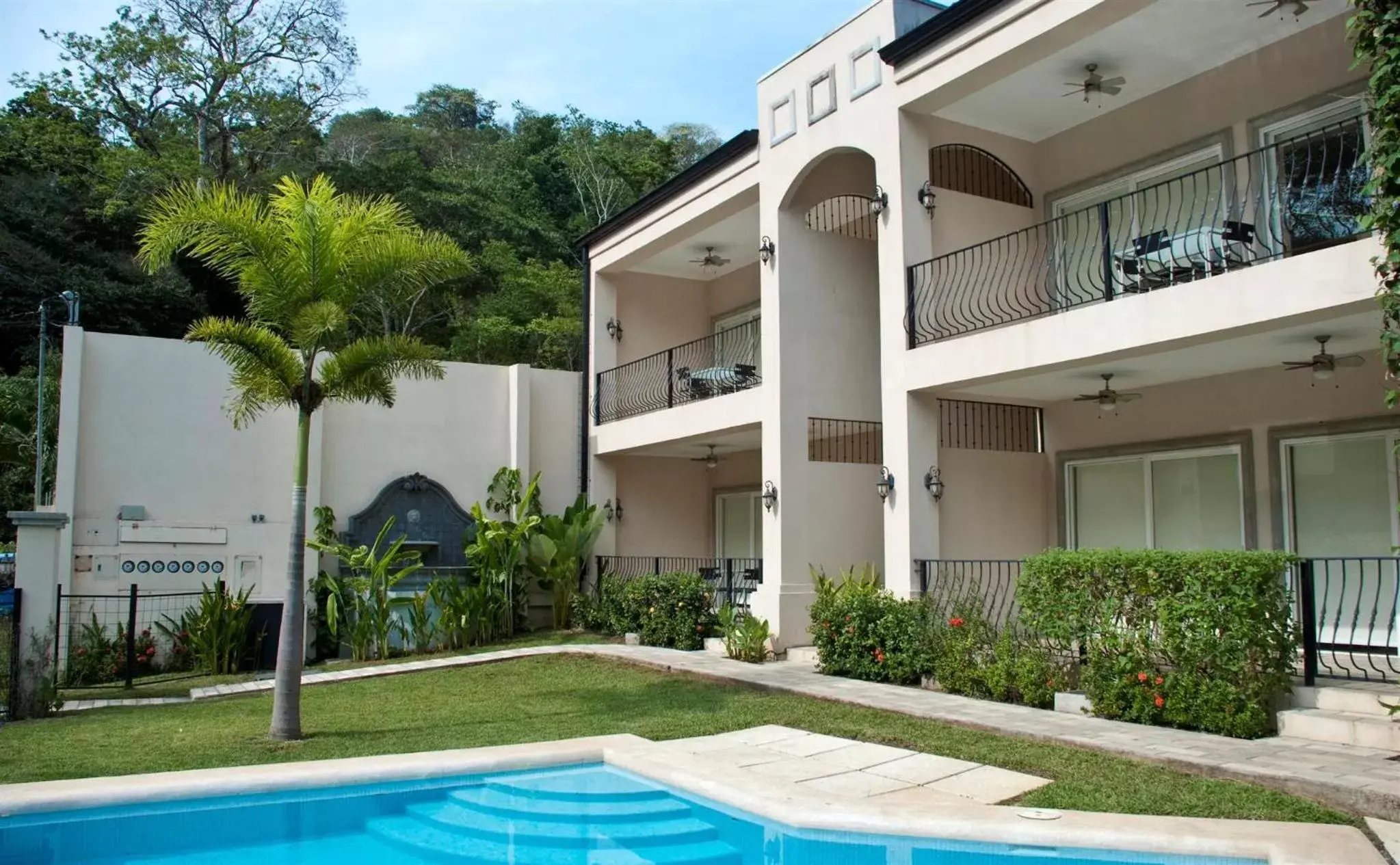 Balcony/Terrace, Property Building in Hotel Punta Leona
