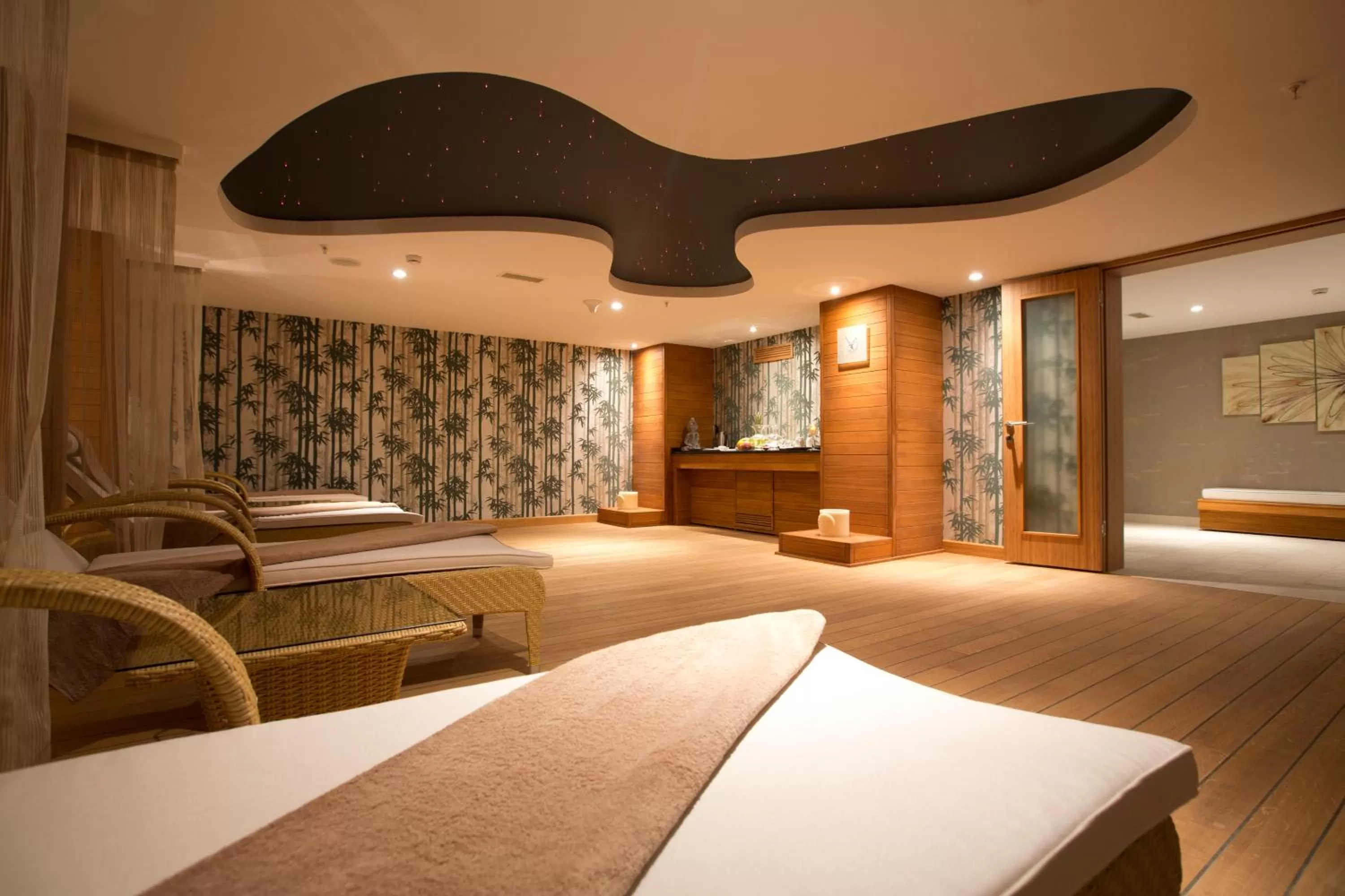 Activities, Bed in Miracle Istanbul Asia Airport Hotel & Spa