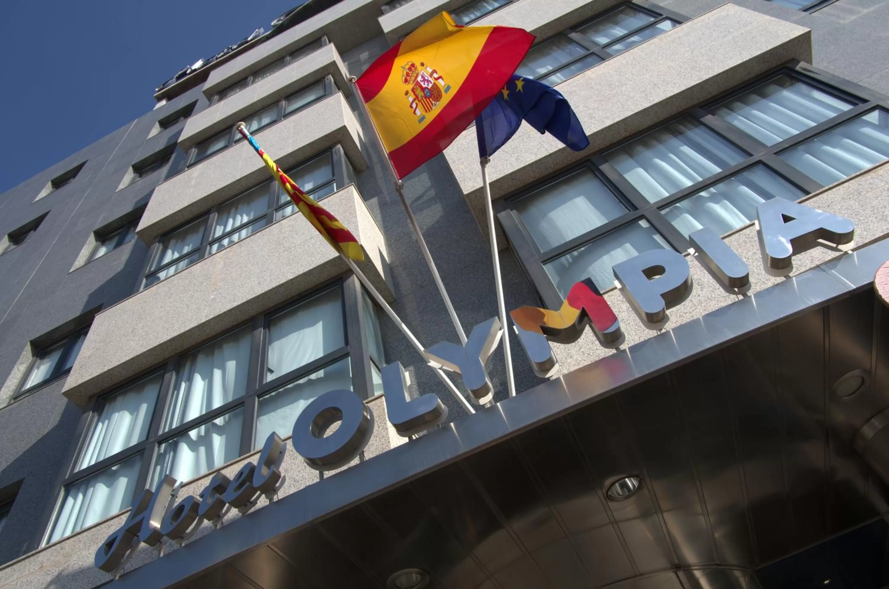 Facade/entrance in Hotel Olympia Valencia