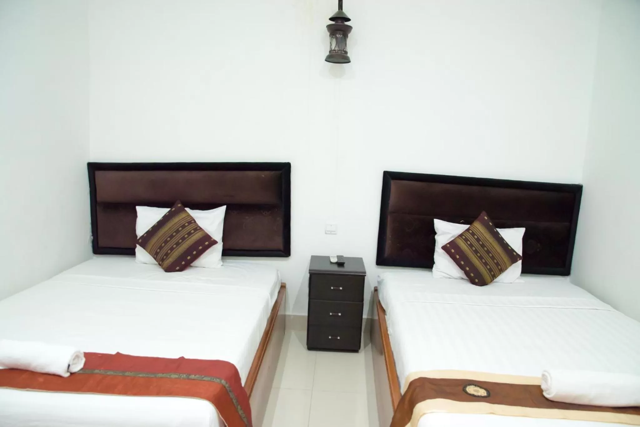 Living room, Bed in New Season Riverside Hotel