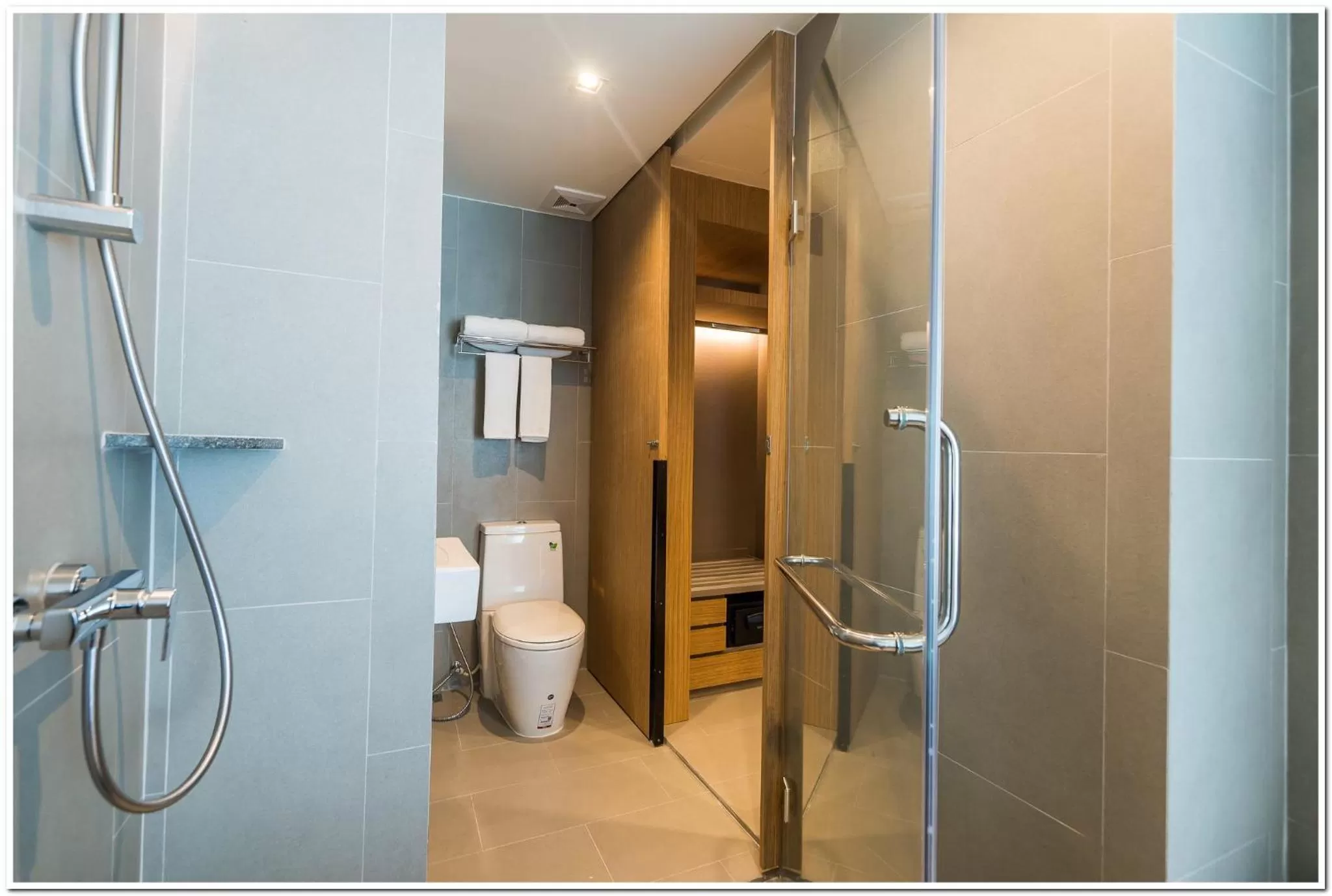 Bathroom in Sea Me Spring Tree Hotel