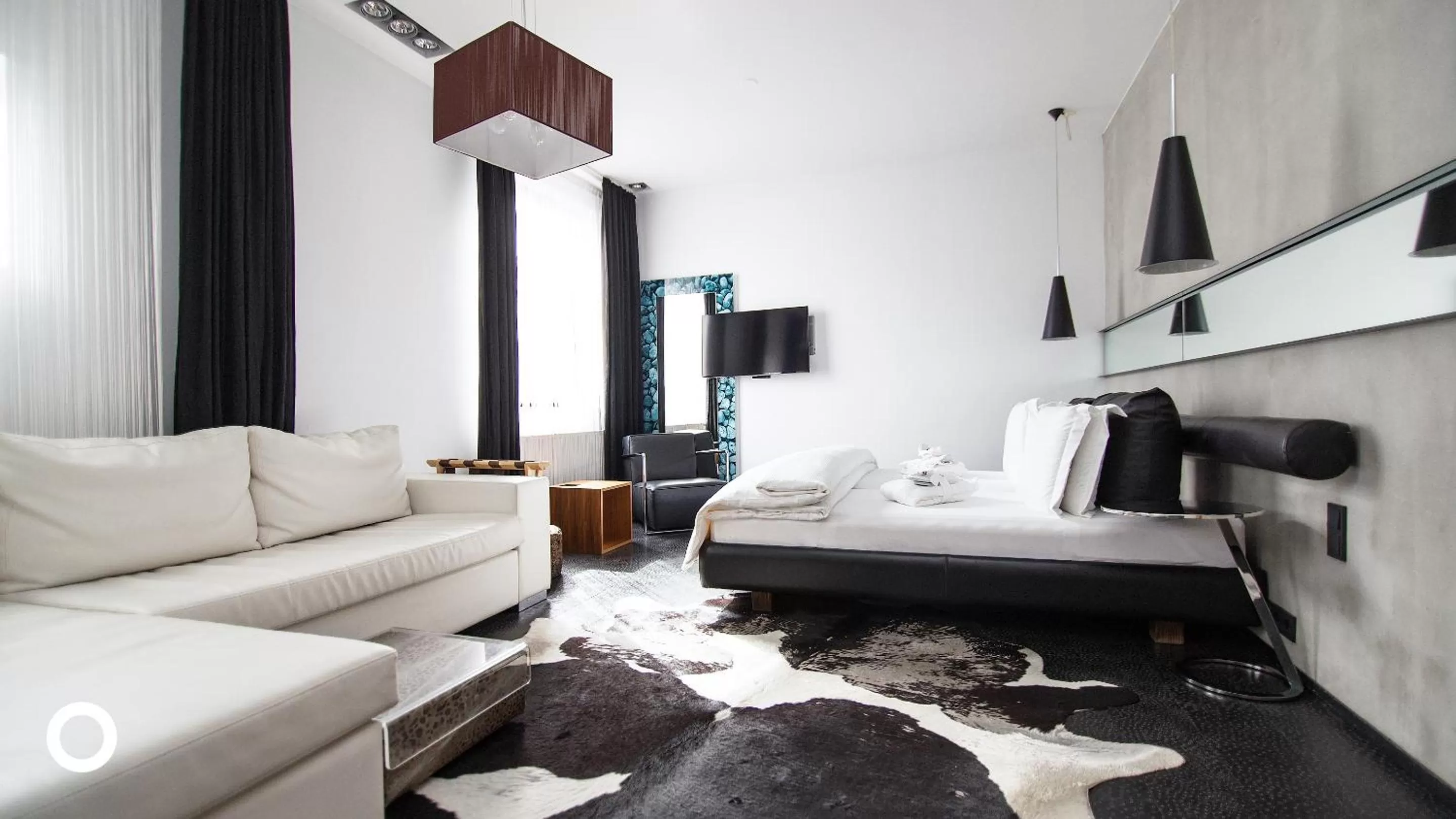 Photo of the whole room, Bed in Thingholt by Center Hotels