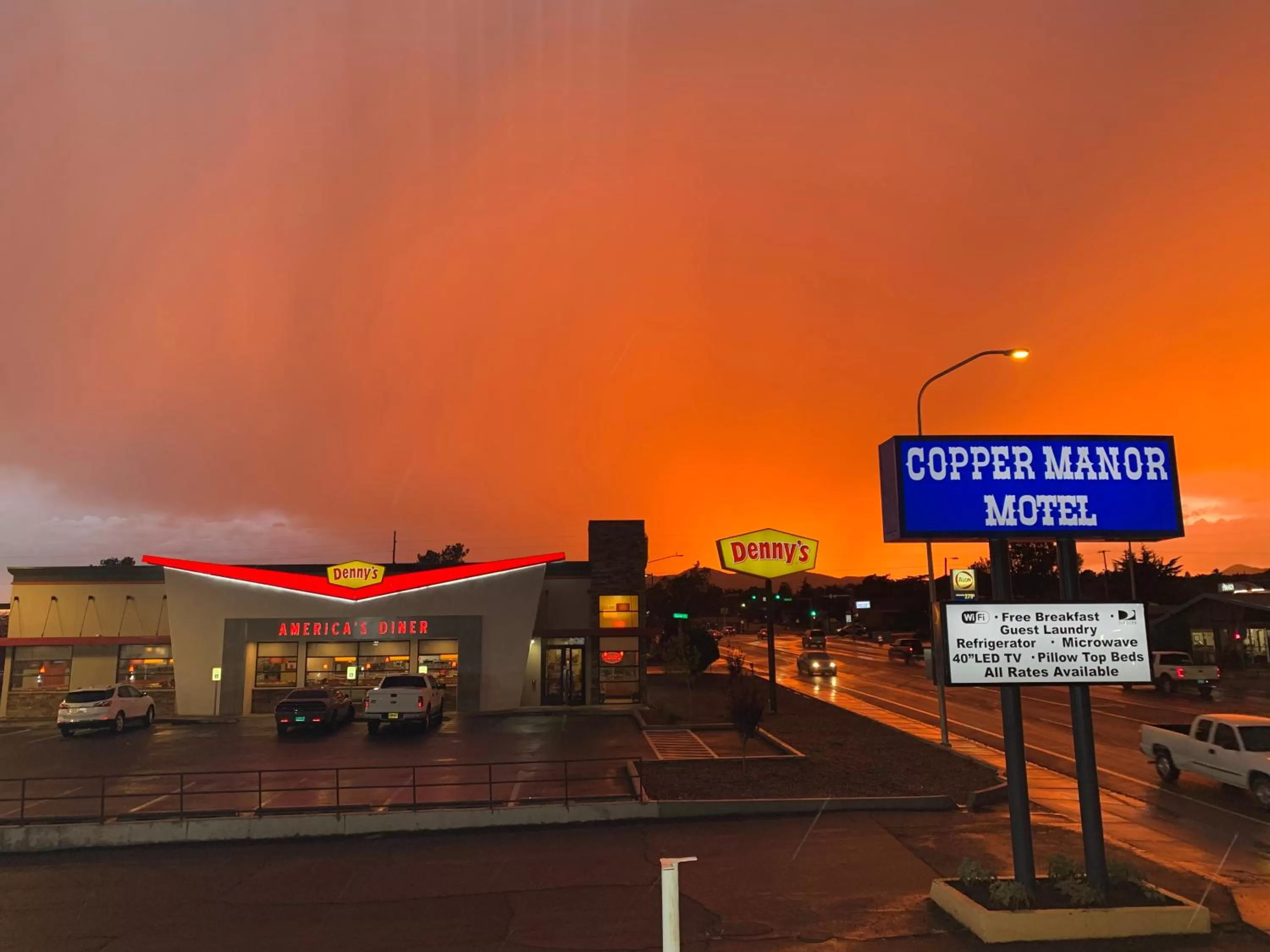 Property logo or sign in Copper Manor Motel