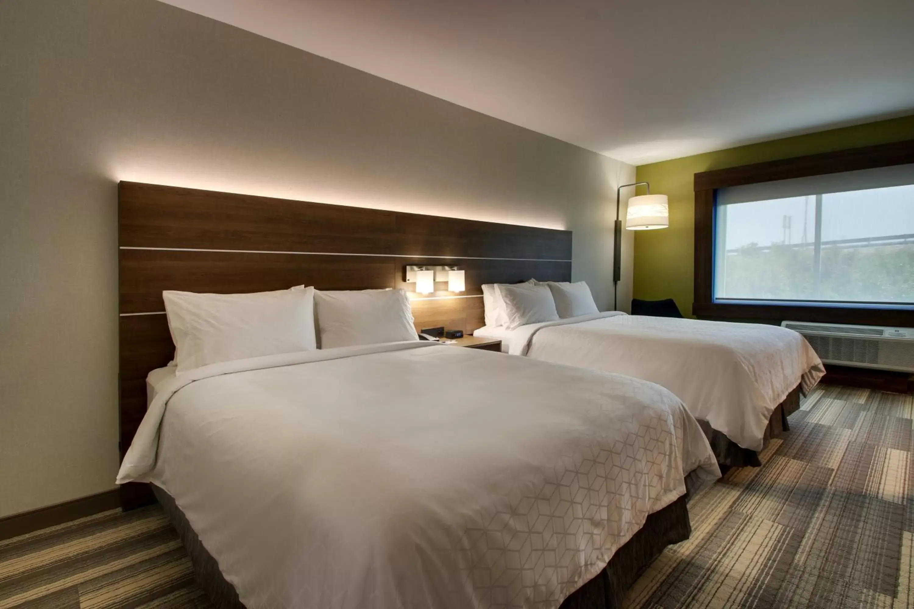 Photo of the whole room, Bed in Holiday Inn Express - Lexington East - Winchester, an IHG Hotel