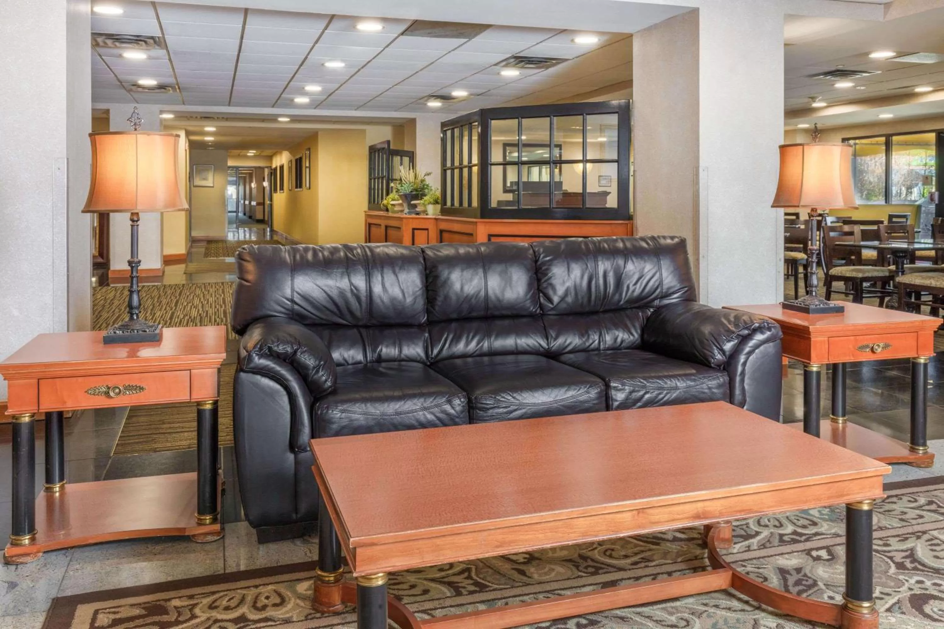 Lobby or reception in La Quinta by Wyndham Garden City