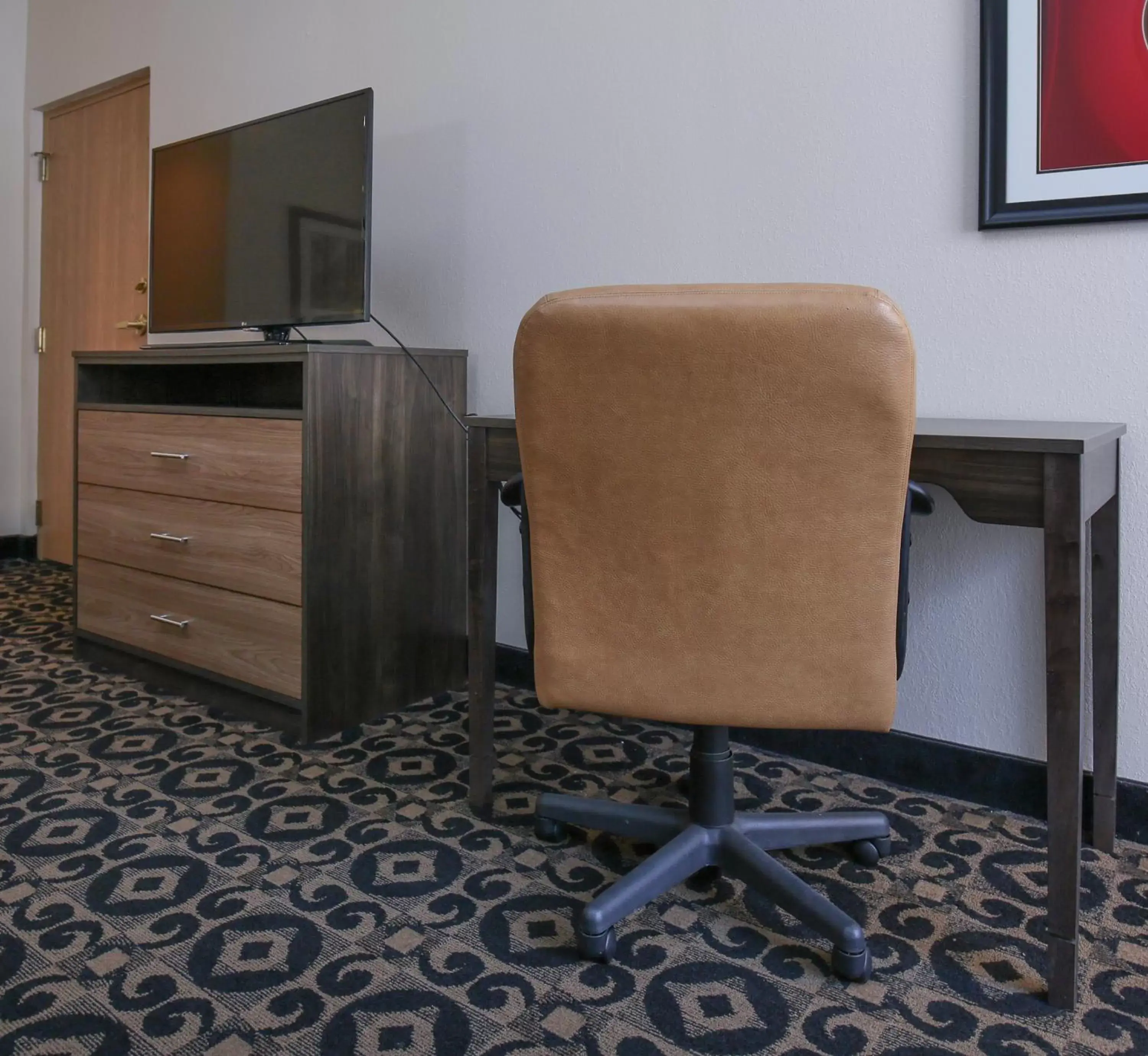 TV and multimedia, Seating Area in Quality Inn & Suites Boone - University Area