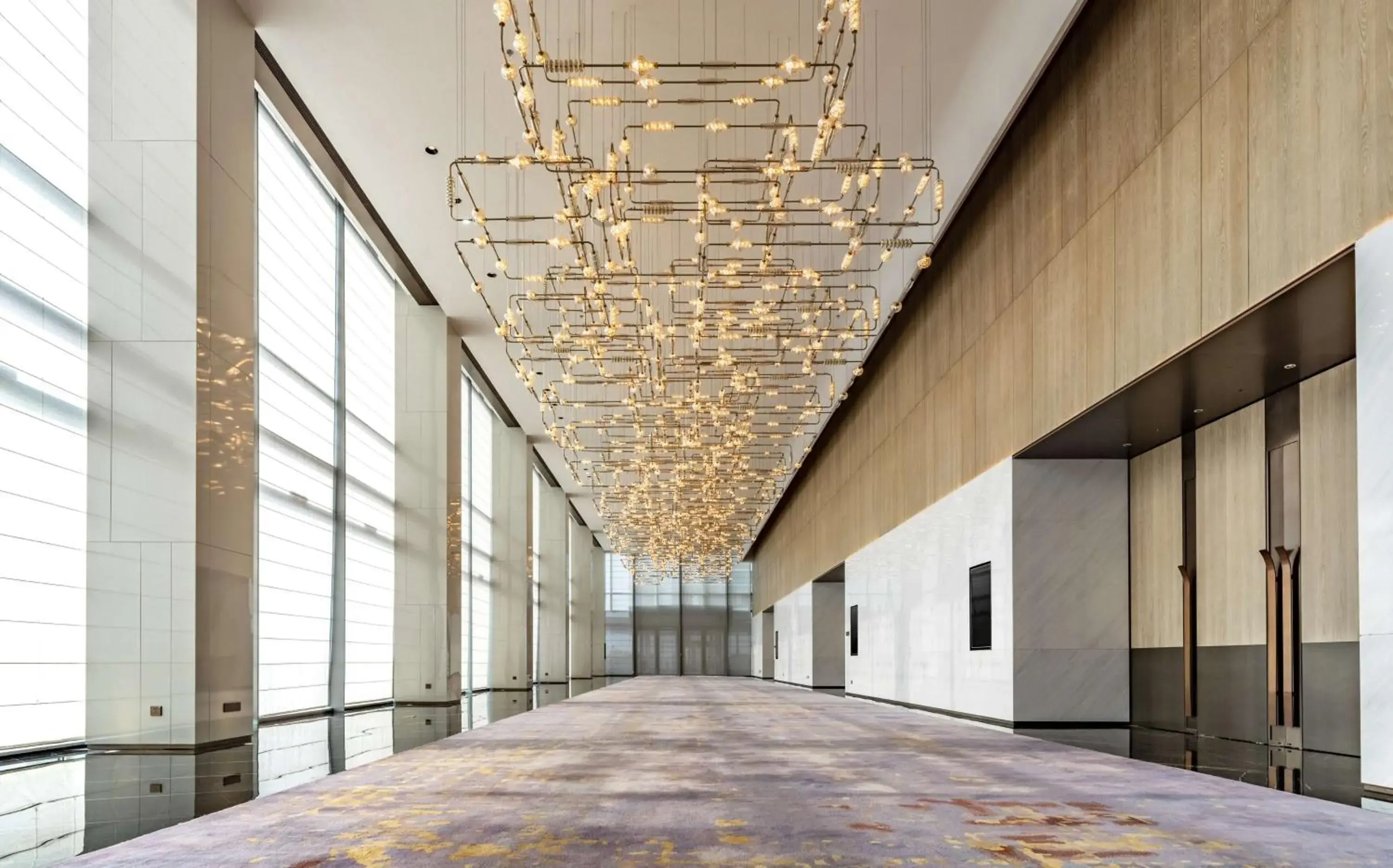 Lobby or reception in Hilton Shenzhen World Exhibition & Convention Center