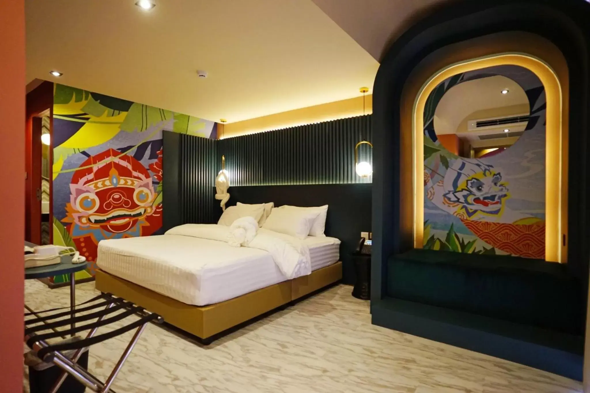 Bedroom, Bed in 4 Monkeys Hotel - SHA Extra Plus