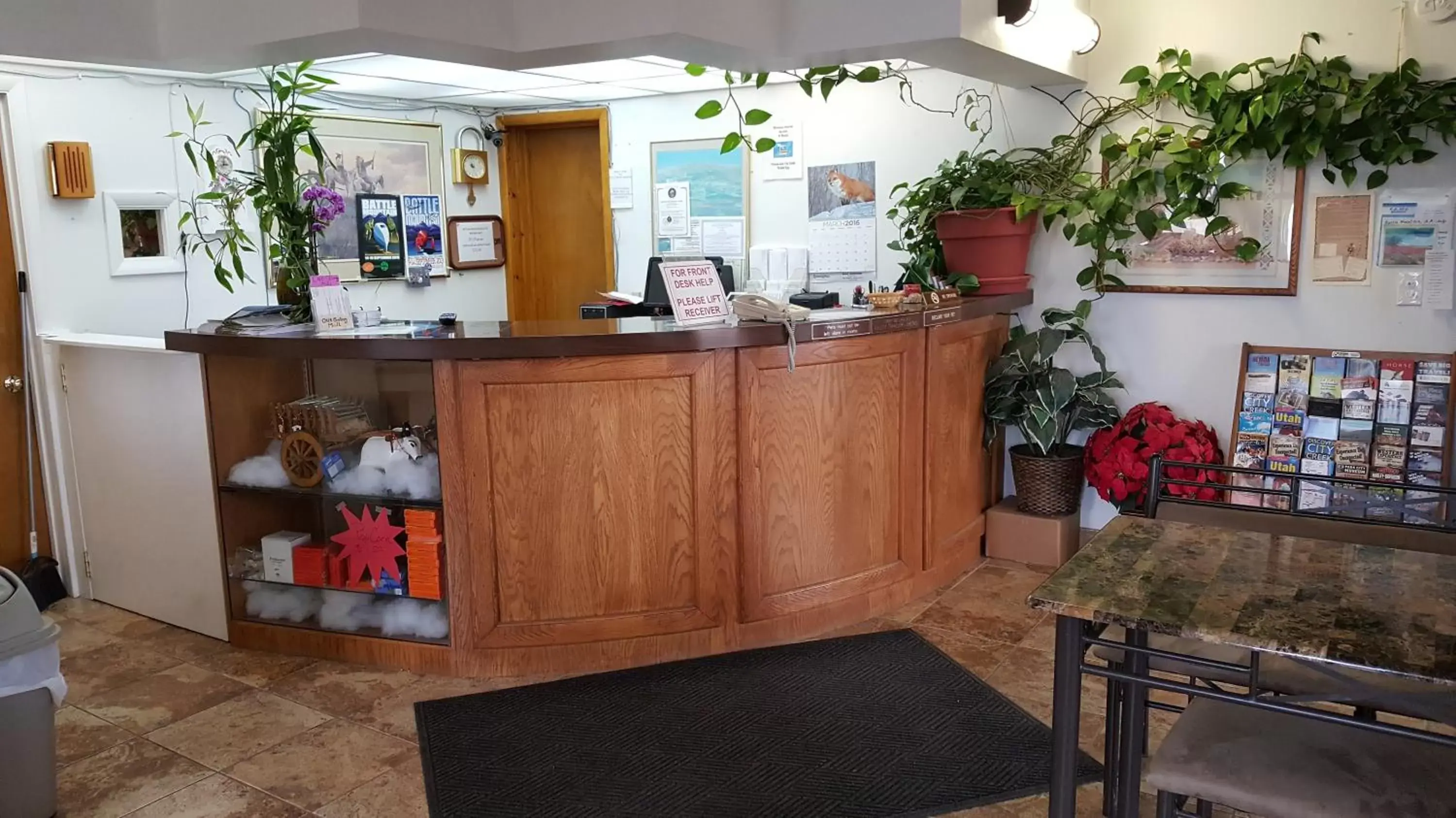 Lobby or reception, Lobby/Reception in Big Chief Motel