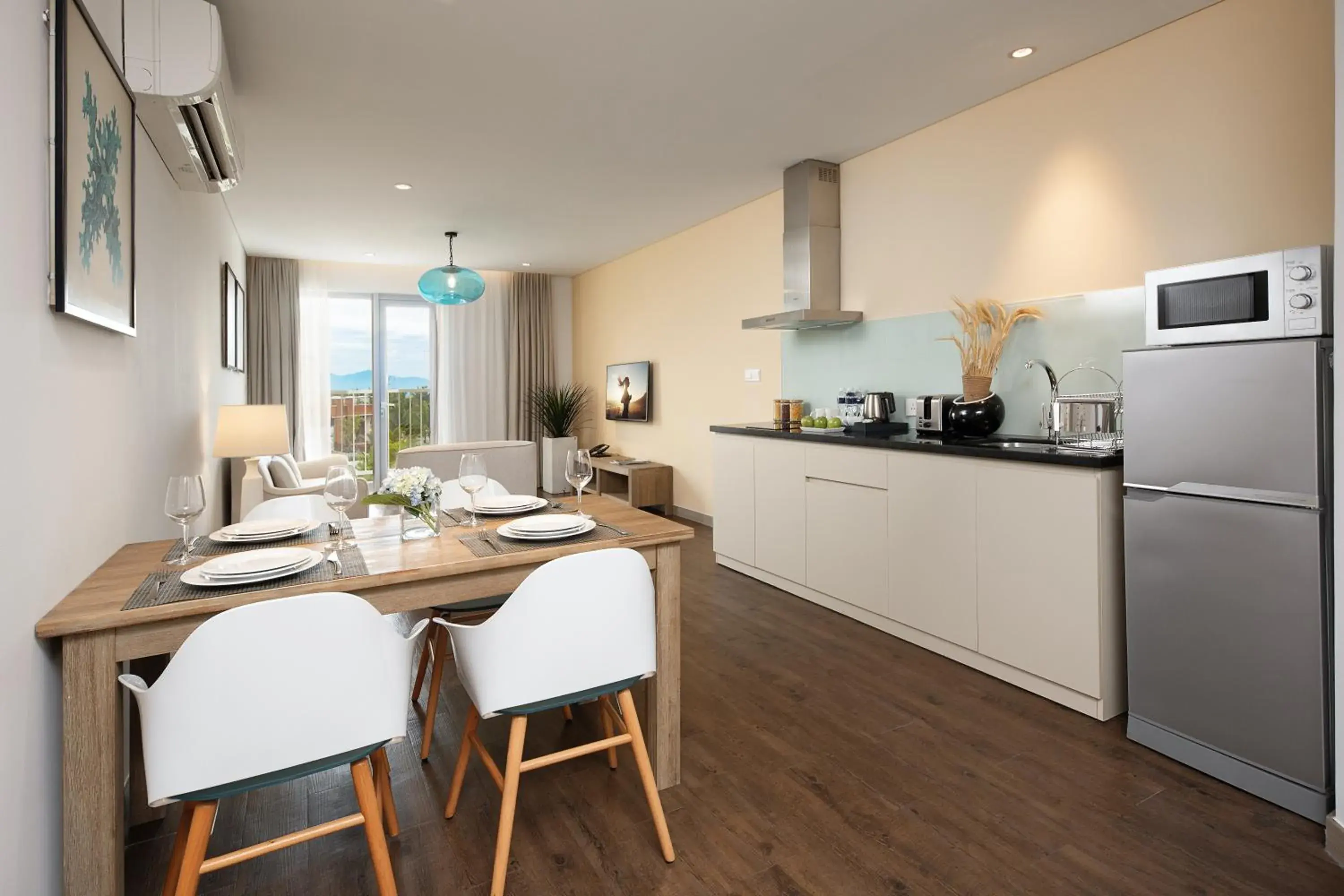 kitchen, Dining Area in Citadines Pearl Hoi An