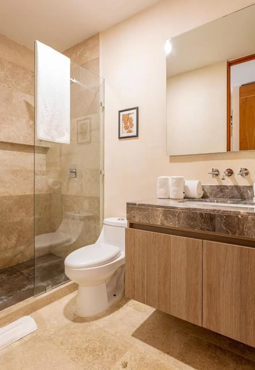 Shower, Bathroom in Kuukum Tulum Hotel