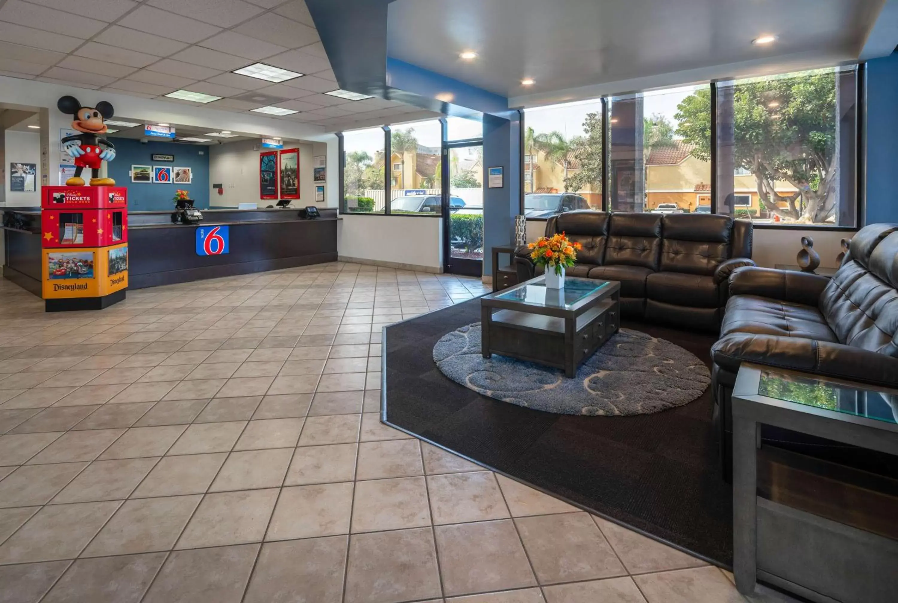 Lobby or reception, Lobby/Reception in Motel 6-Anaheim, CA - Maingate