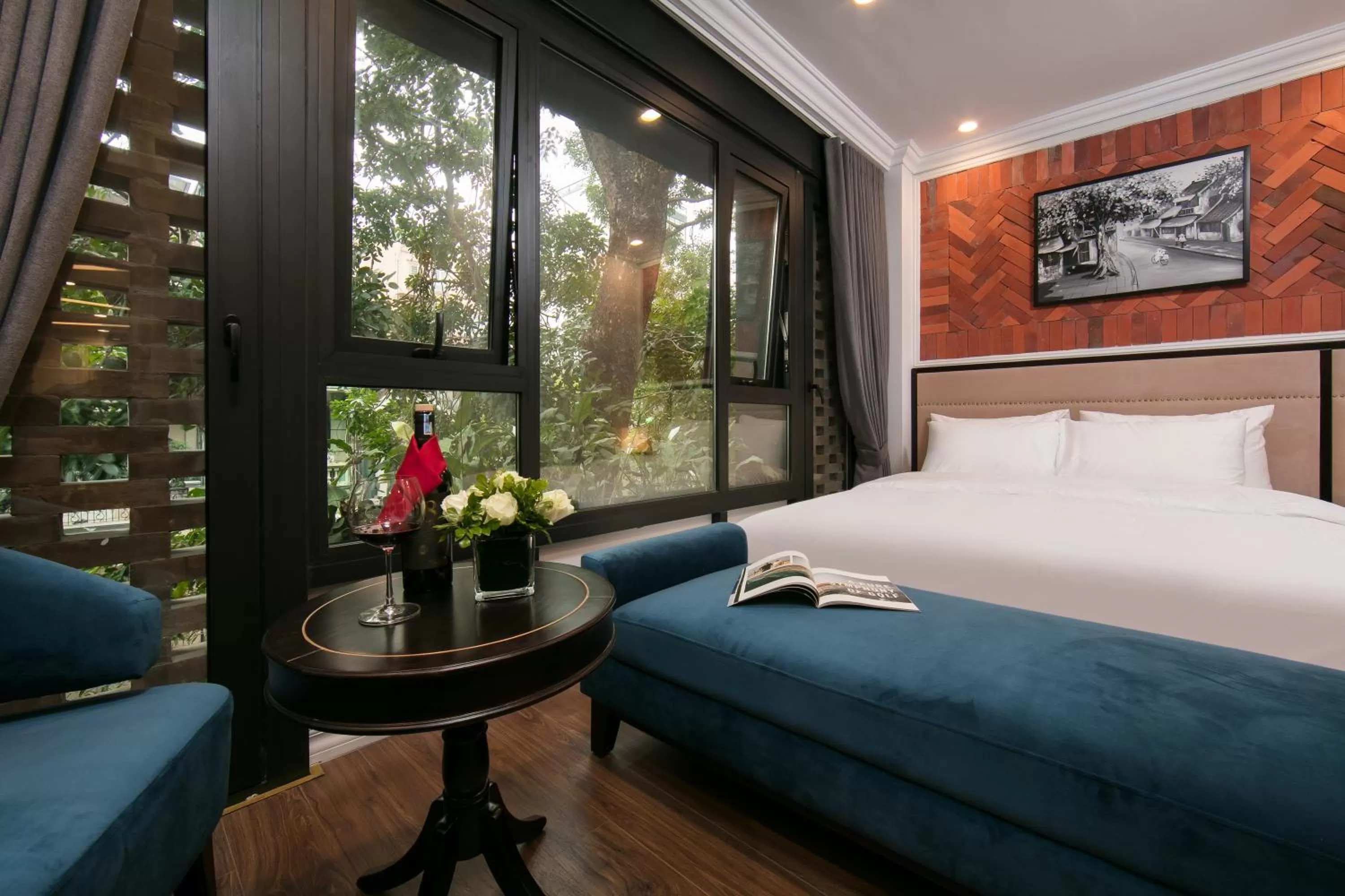 Photo of the whole room, Bed in Marina Hotel