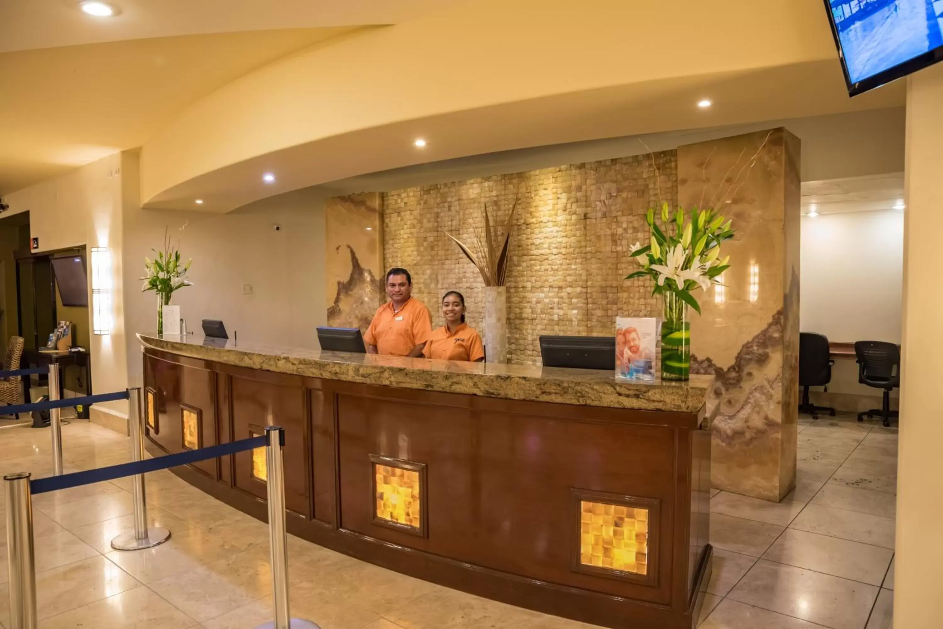 Staff, Lobby/Reception in Hotel Tesoro Los Cabos