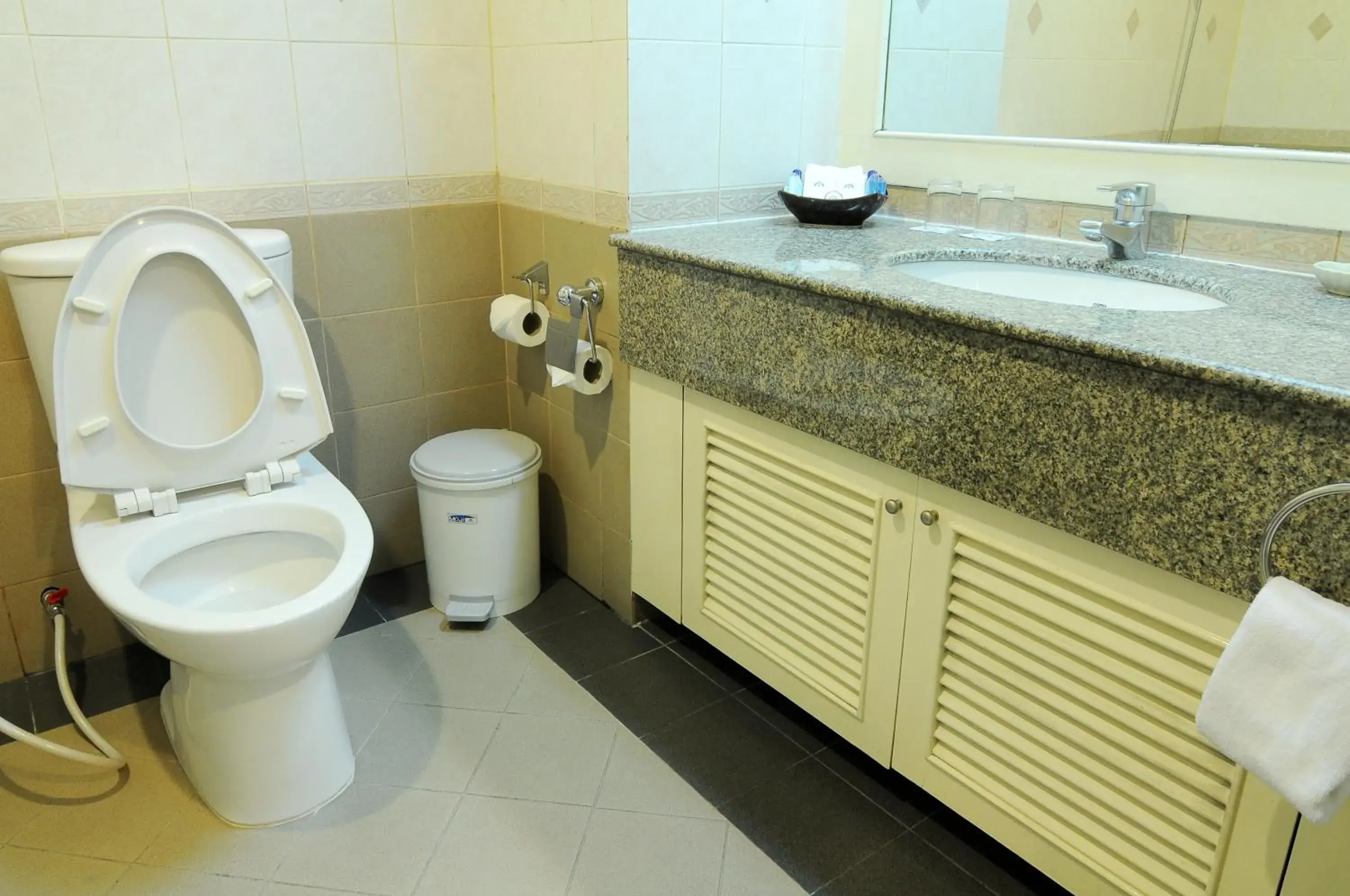 Bathroom in Admiral Suites Bangkok