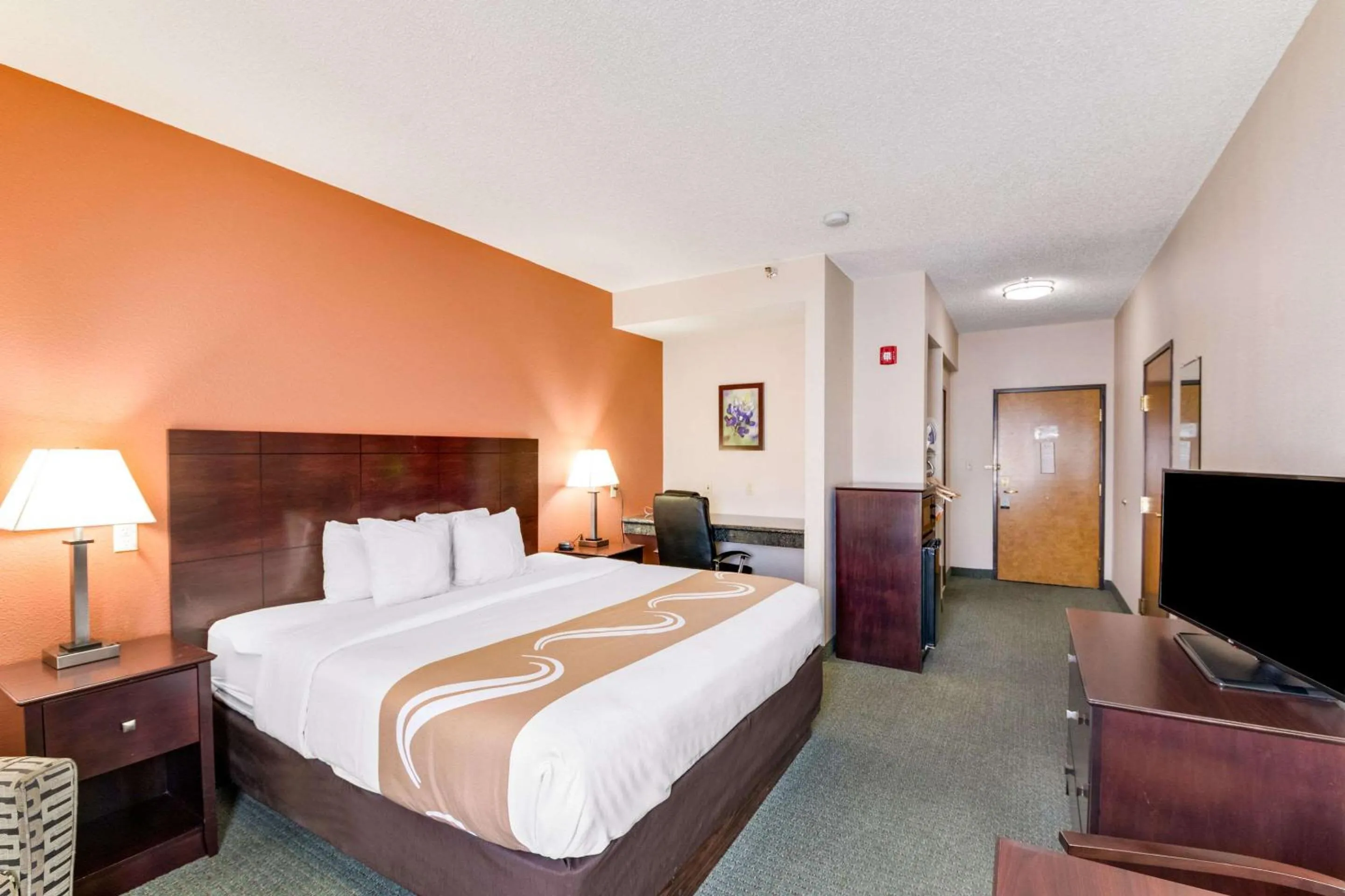 Photo of the whole room, Bed in Quality Inn Cedar Park - Austin Northwest