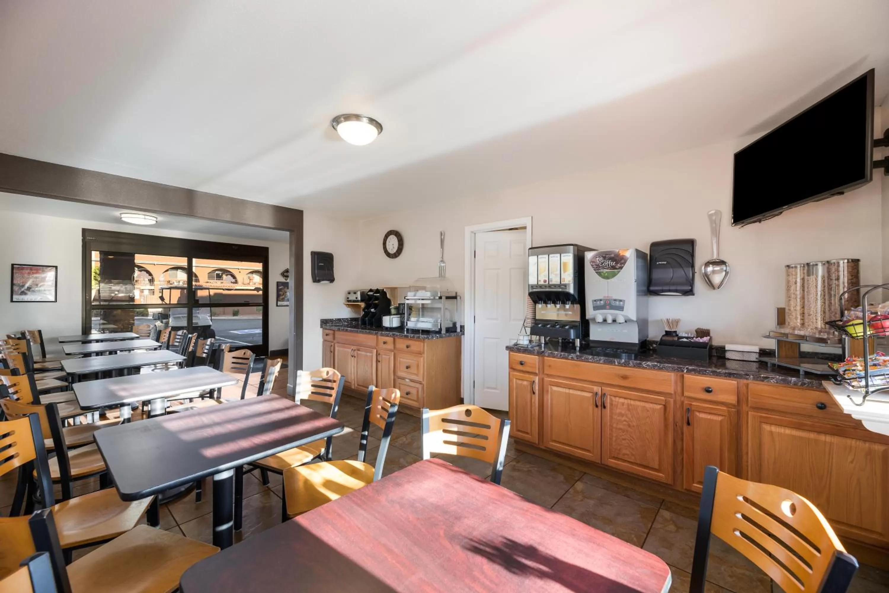 Breakfast in GreenTree Inn Sedona