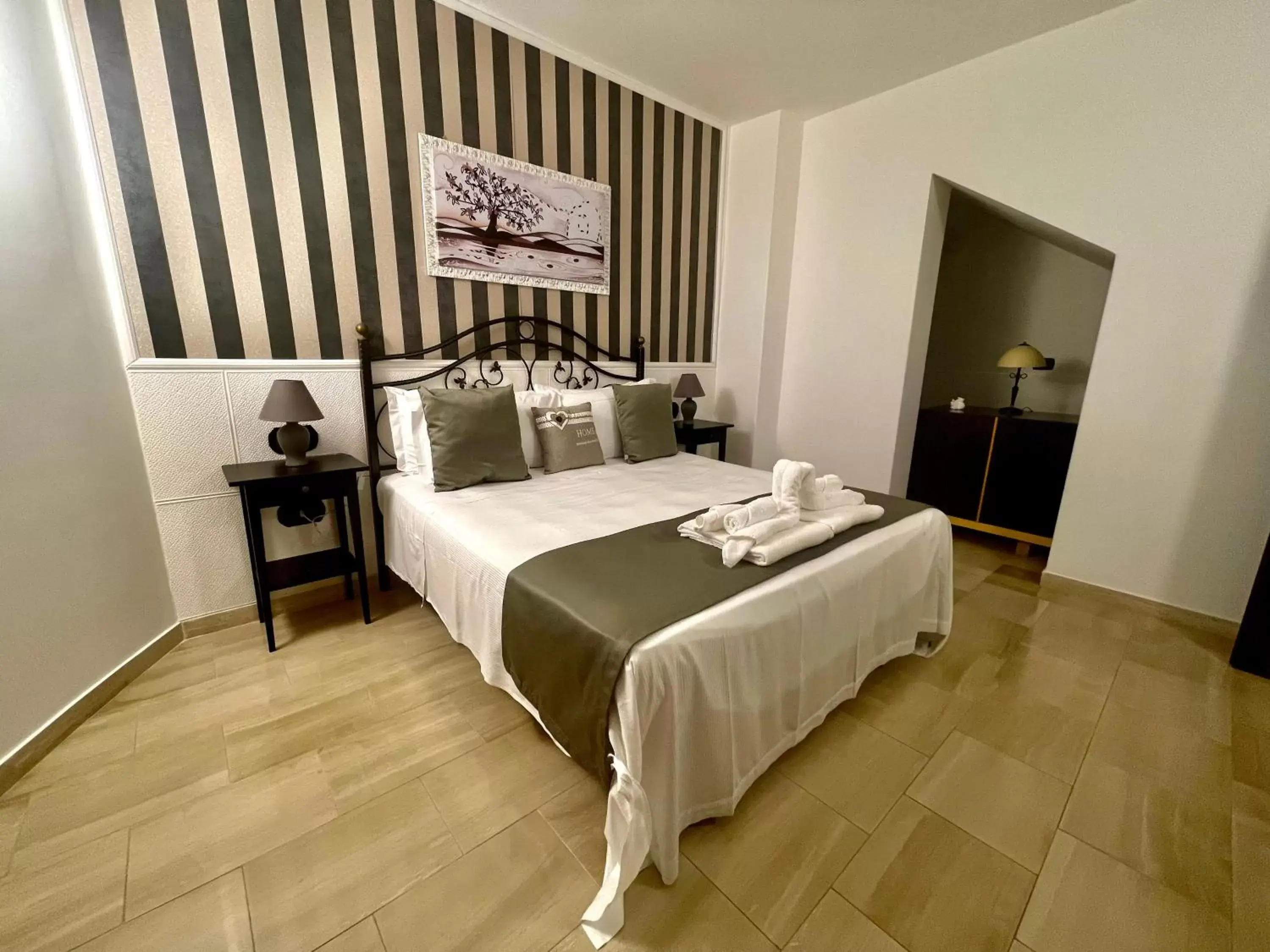Bedroom, Bed in Villa Pignatelli