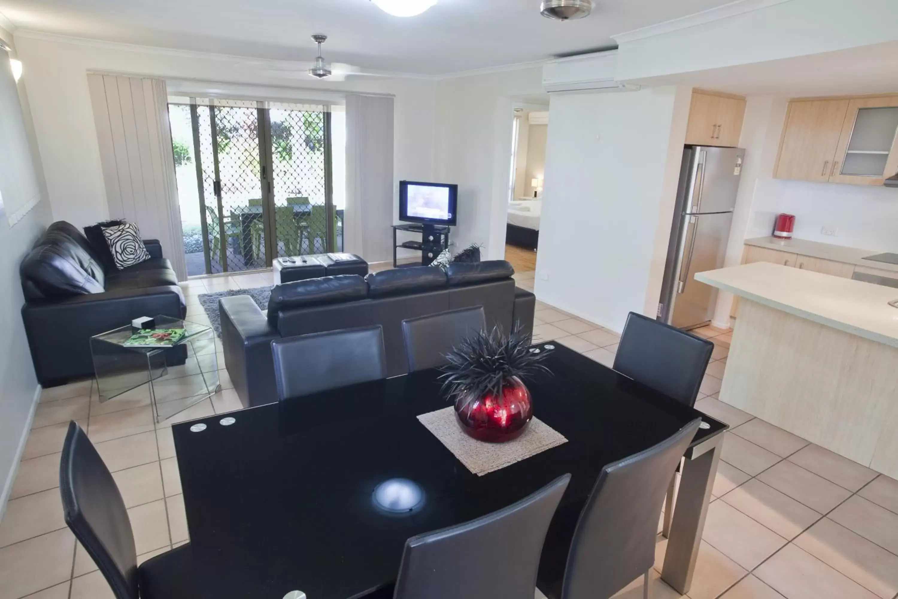 TV and multimedia, Seating Area in Marlin Cove Holiday Resort