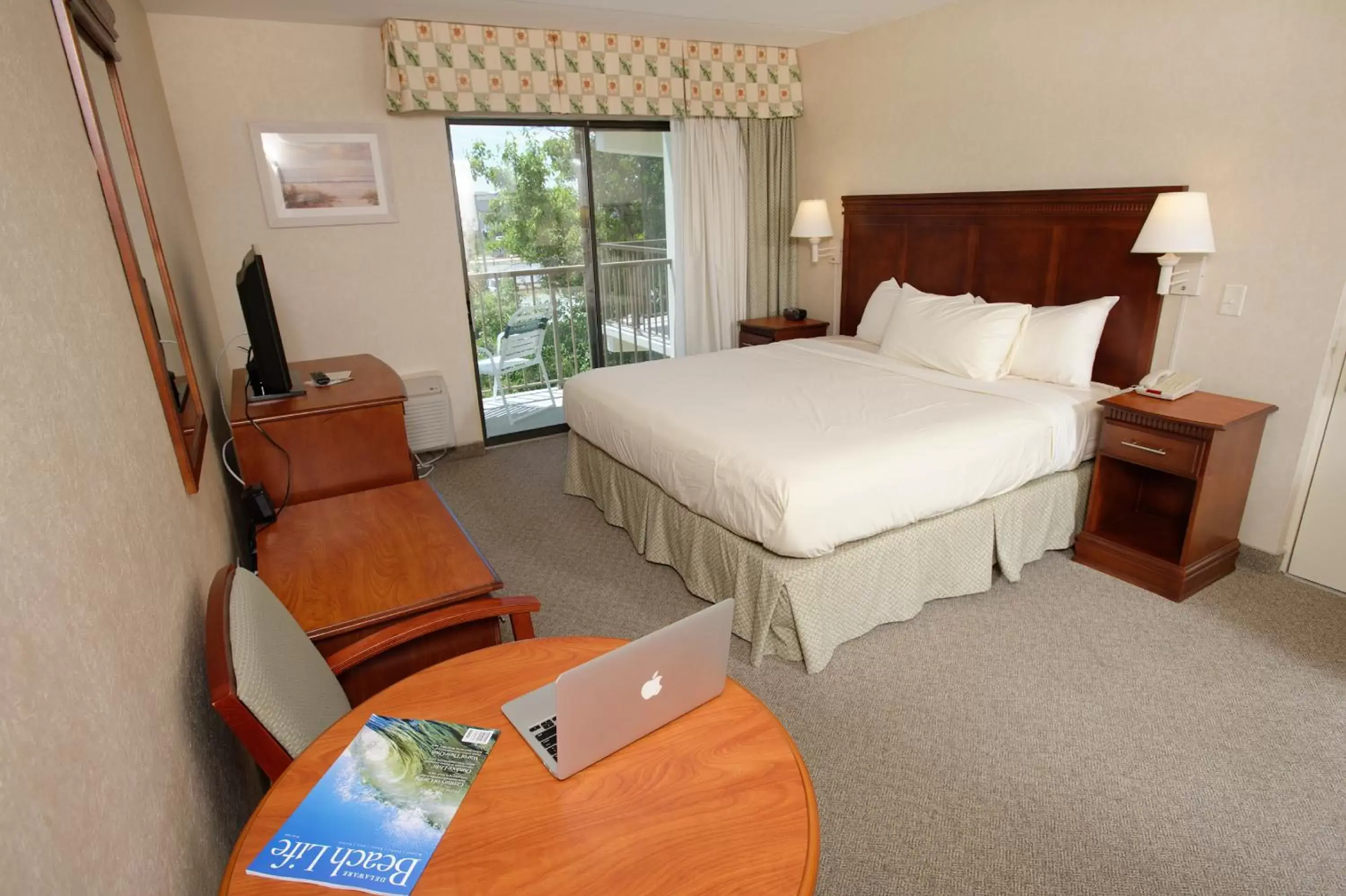 Photo of the whole room, Room Photo in The Bay Resort