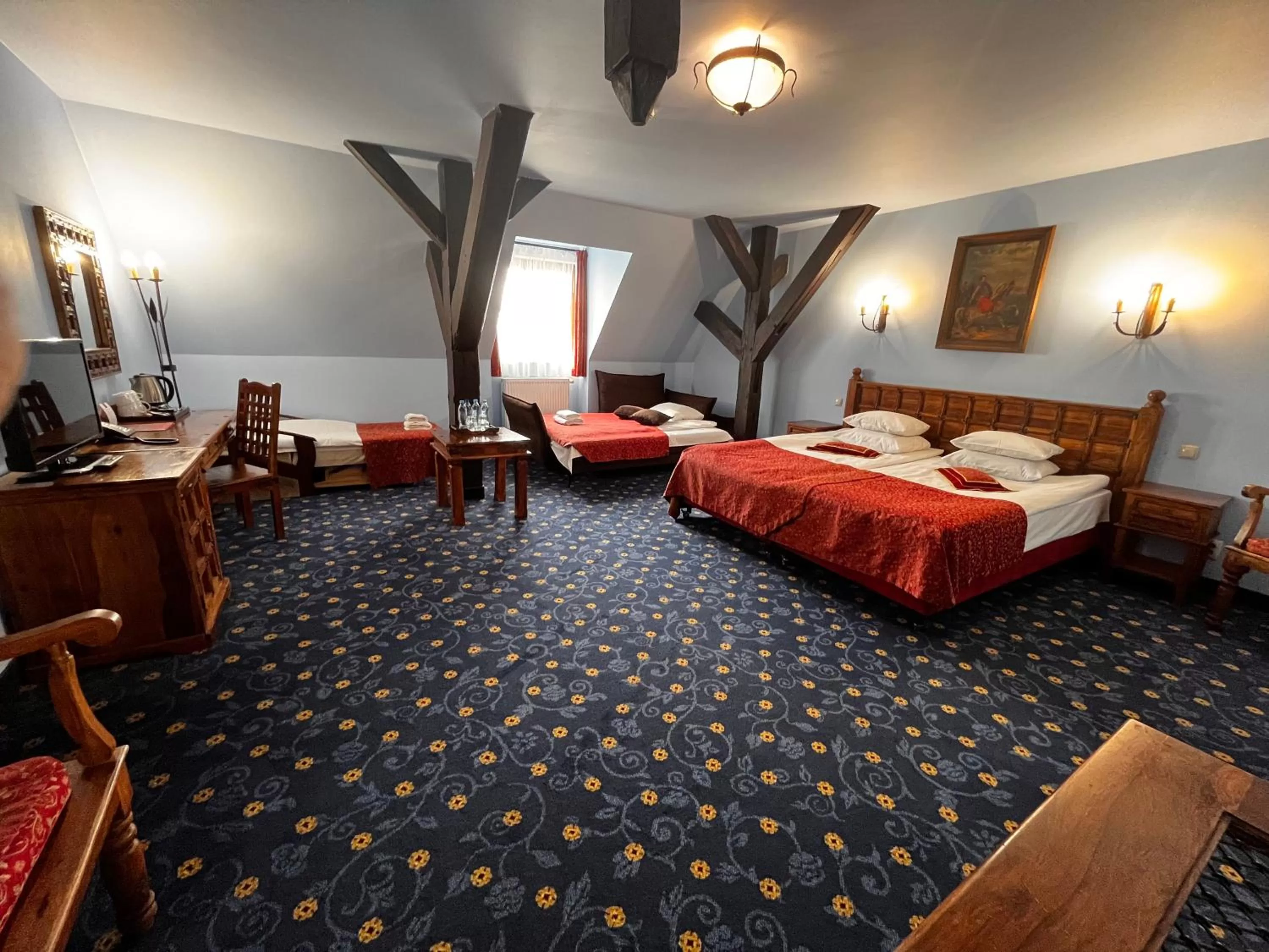Photo of the whole room, Bed in Hotel Zamek Ryn