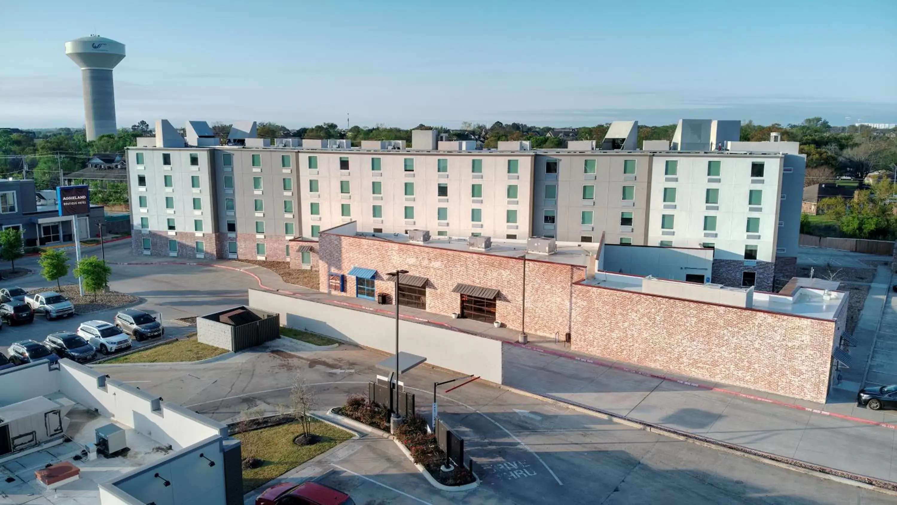 Property building in Aggieland Boutique Hotel