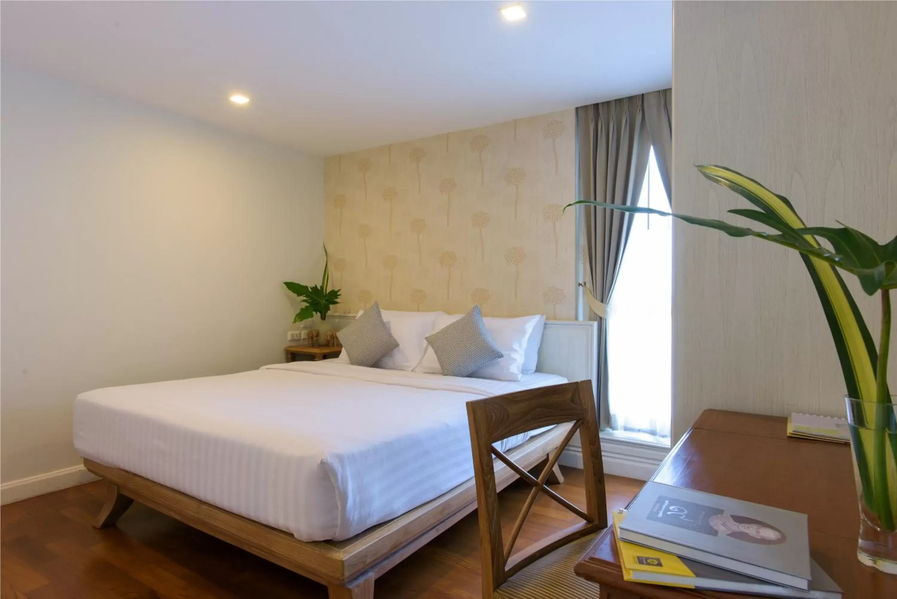 Bedroom, Bed in Sabai Sathorn Service Apartment