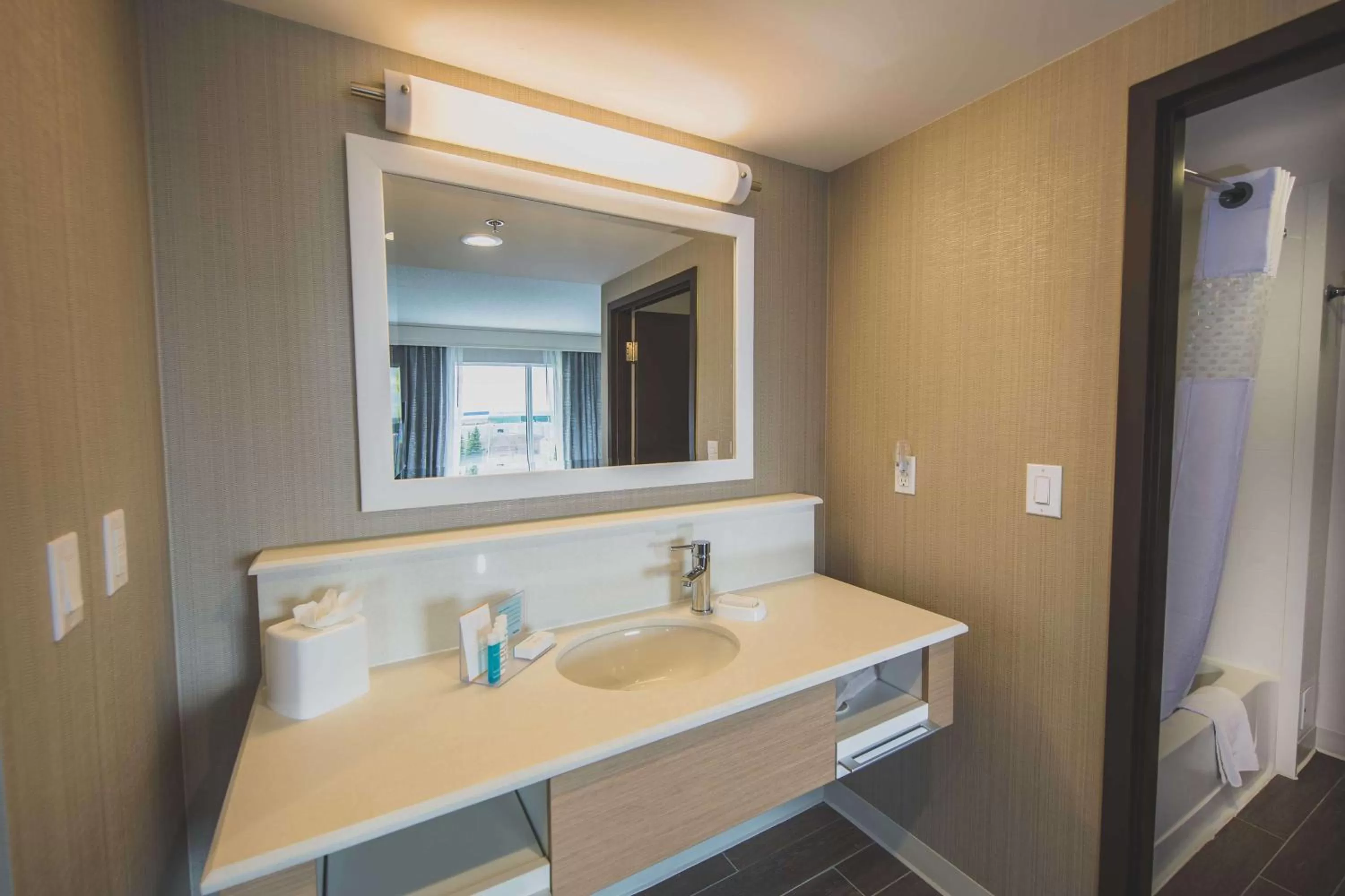 Bathroom in Hampton Inn & Suites by Hilton Bolton