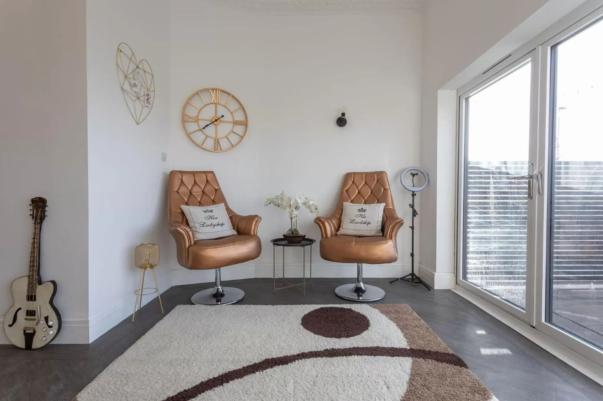 Seating Area in RESIDENCY LUXURY SEAFRONT HOTEL