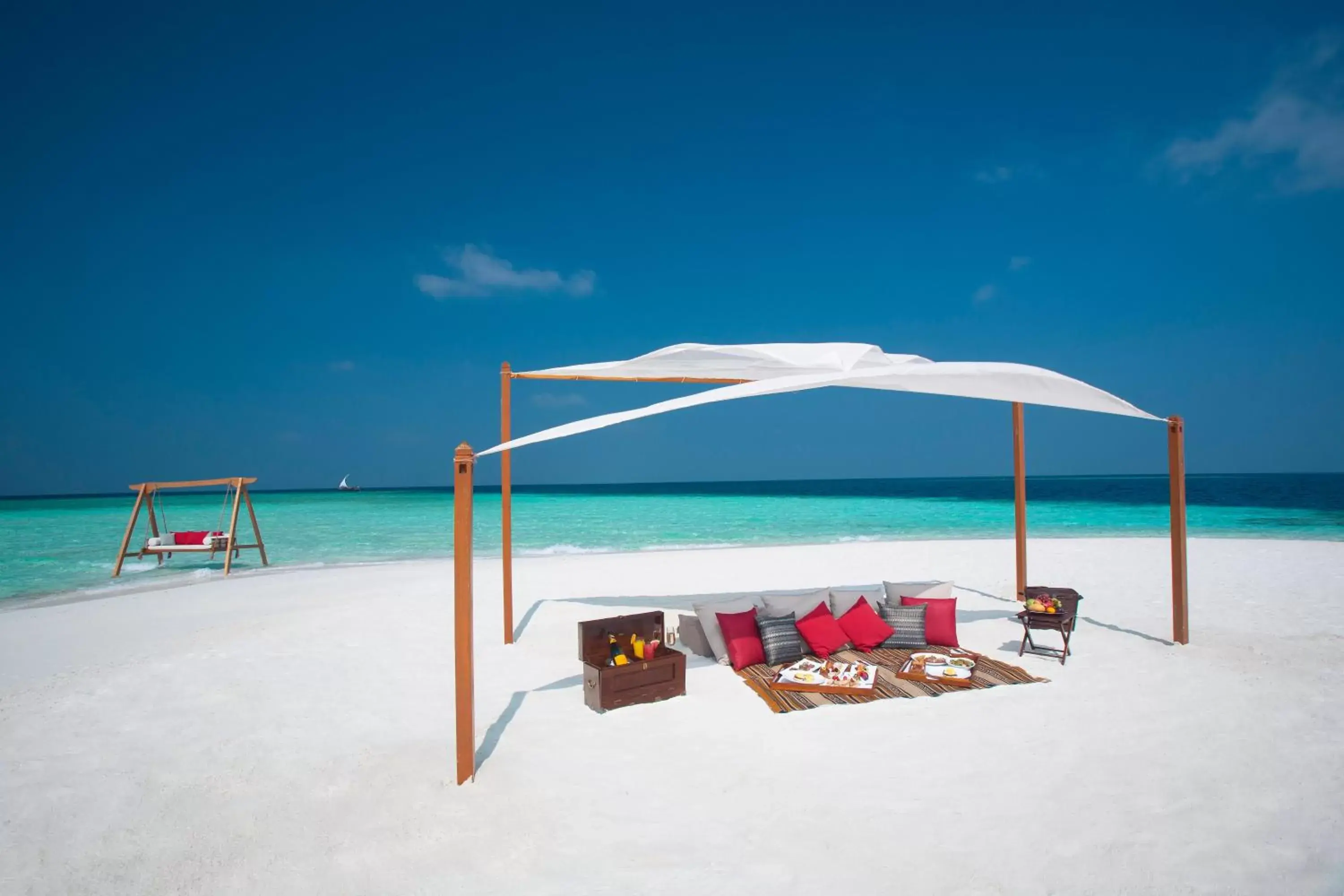 Activities, Beach in Baros Maldives