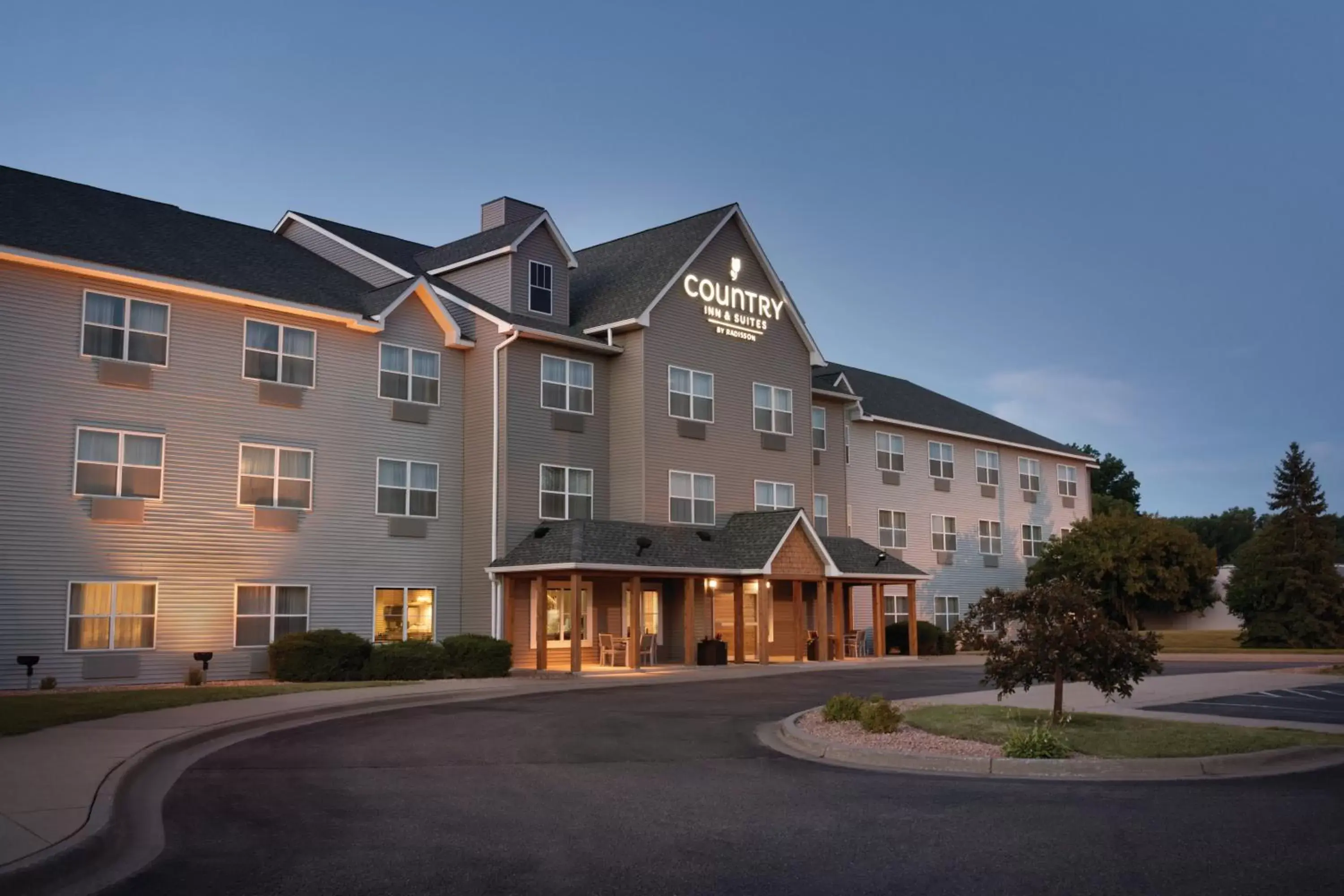 Facade/entrance in Country Inn & Suites by Radisson, Brooklyn Park - Brooklyn Center, MN Facade/entrance in Country Inn & Suites by Radisson, Brooklyn Park - Brooklyn Center, MN
