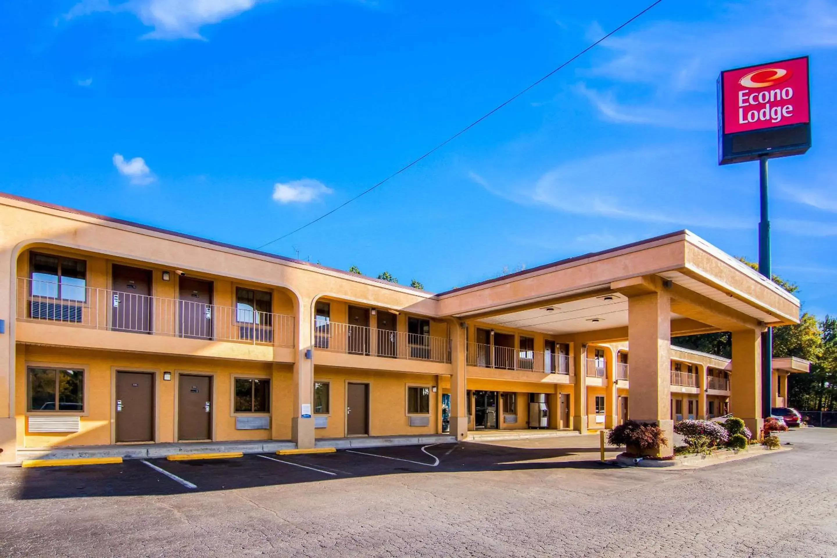 Property Building in Econo Lodge Forest Park Atlanta Airport