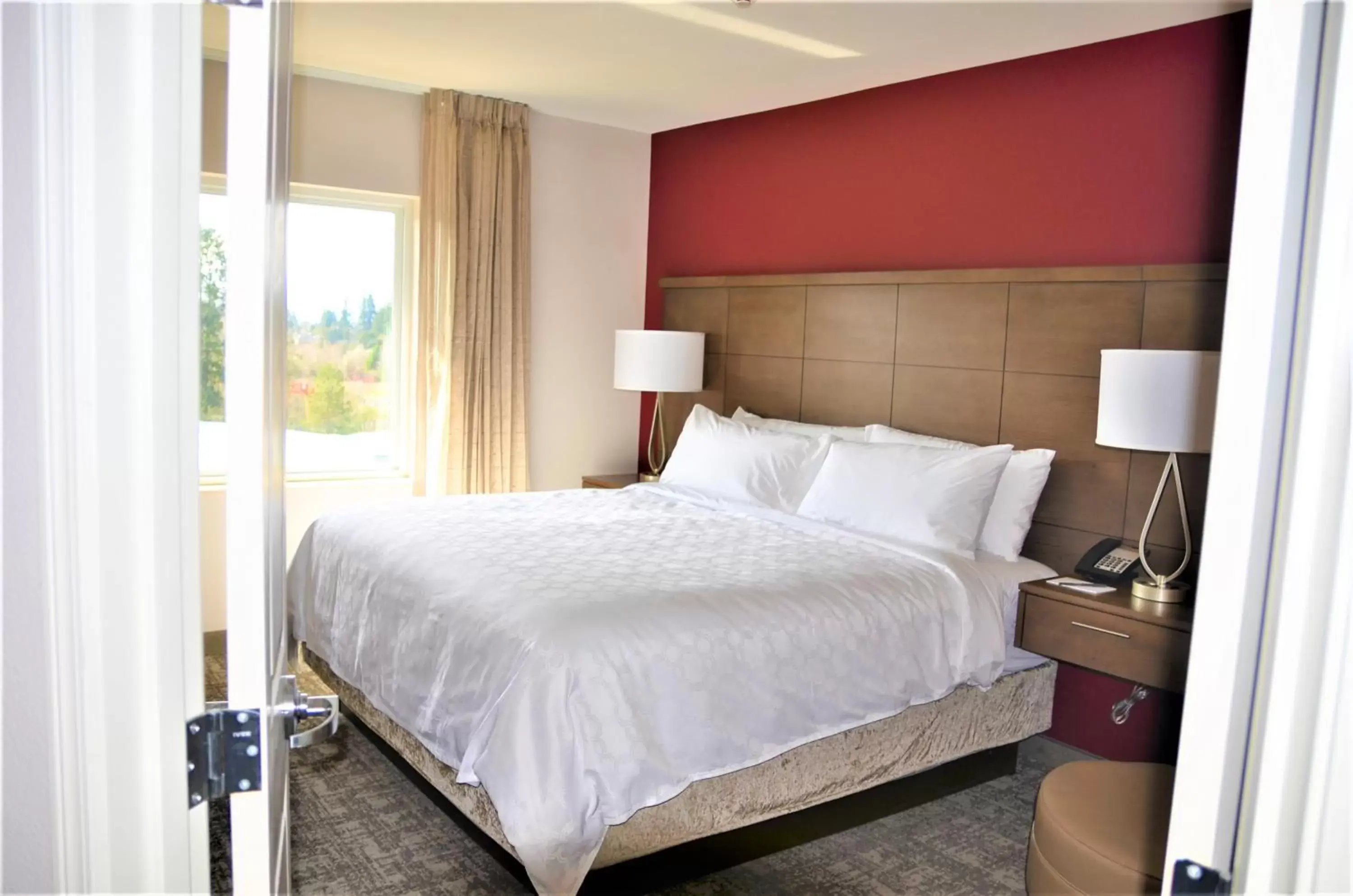 Bed in Staybridge Suites - Orenco Station, an IHG Hotel