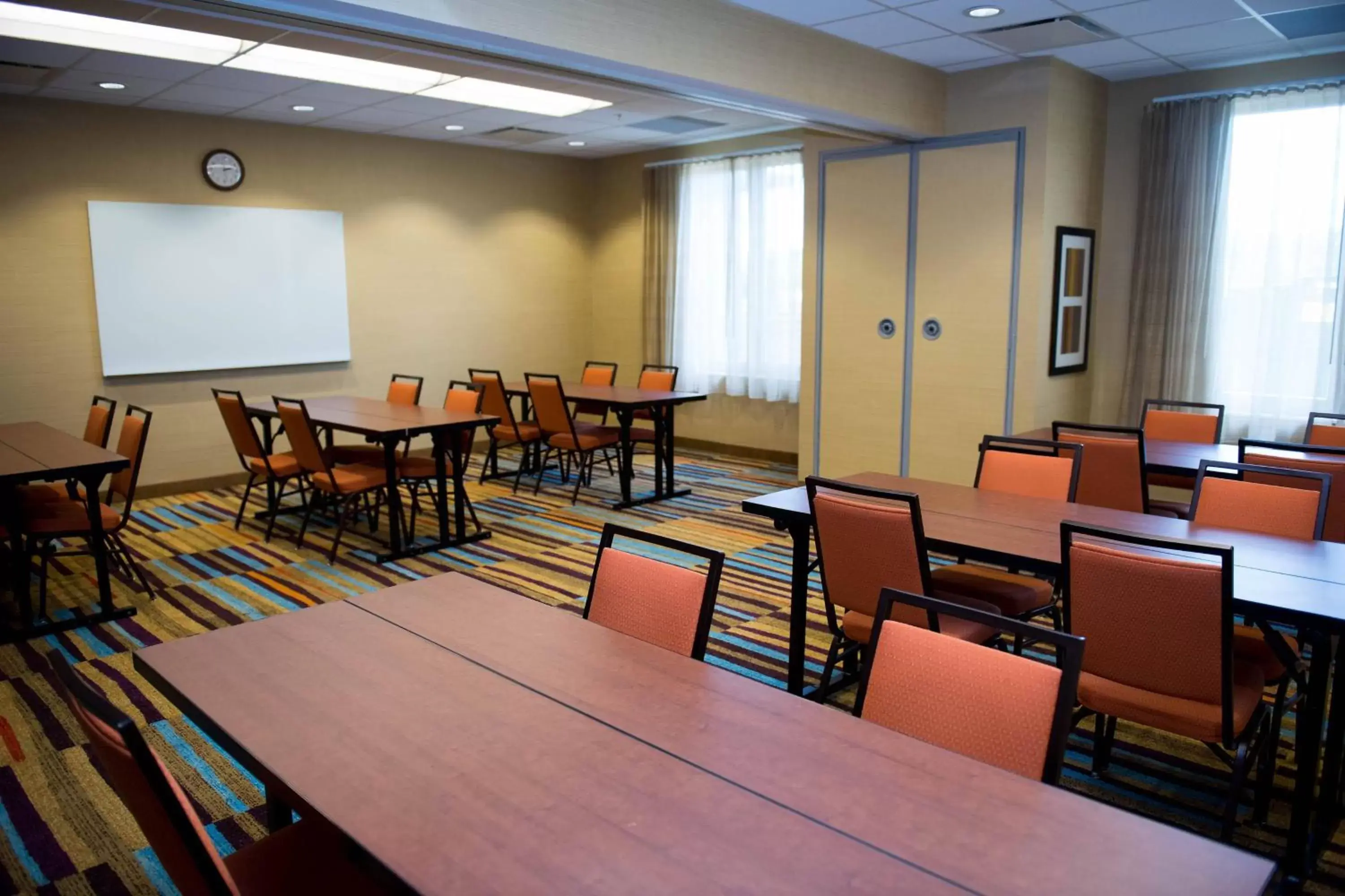 Meeting/conference room, Restaurant/Places to Eat in Fairfield Inn & Suites by Marriott Moncton