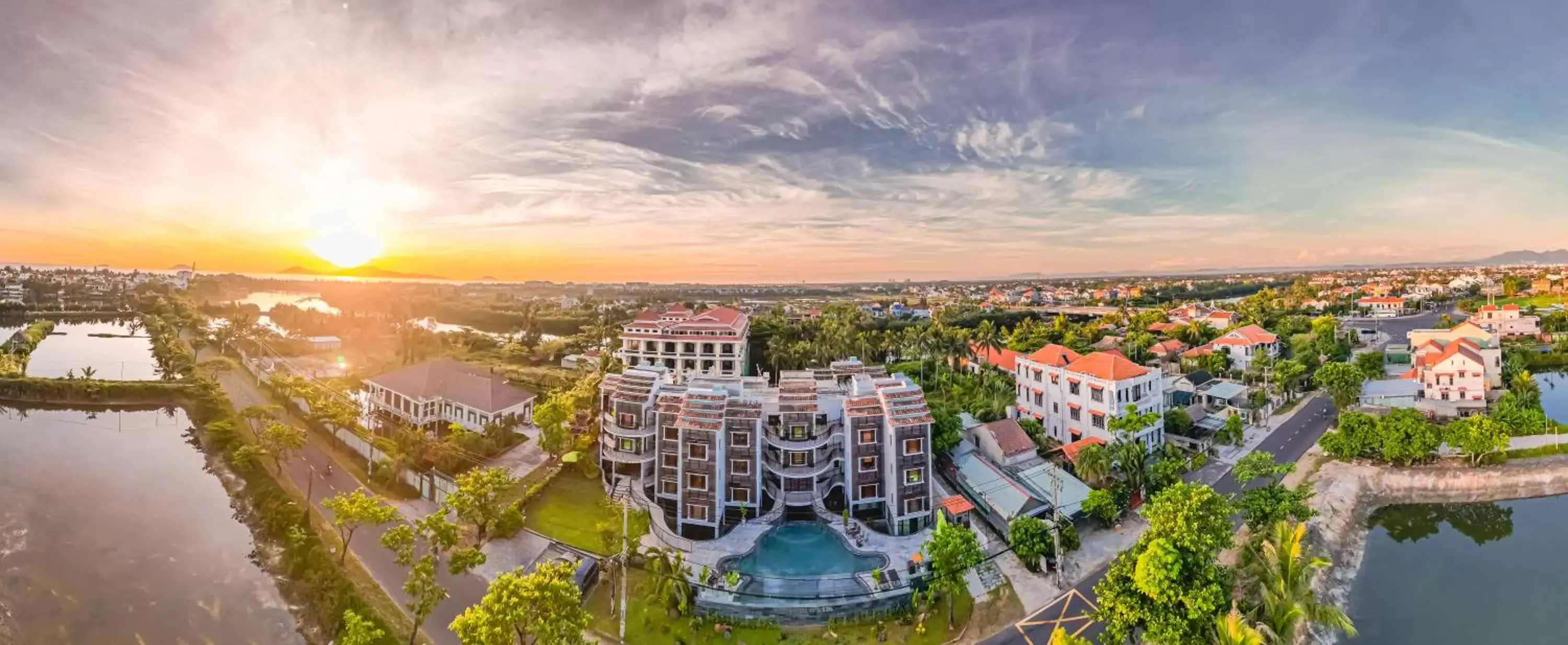 Property building, Bird's-eye View in Elites Riverside Hotel & Spa