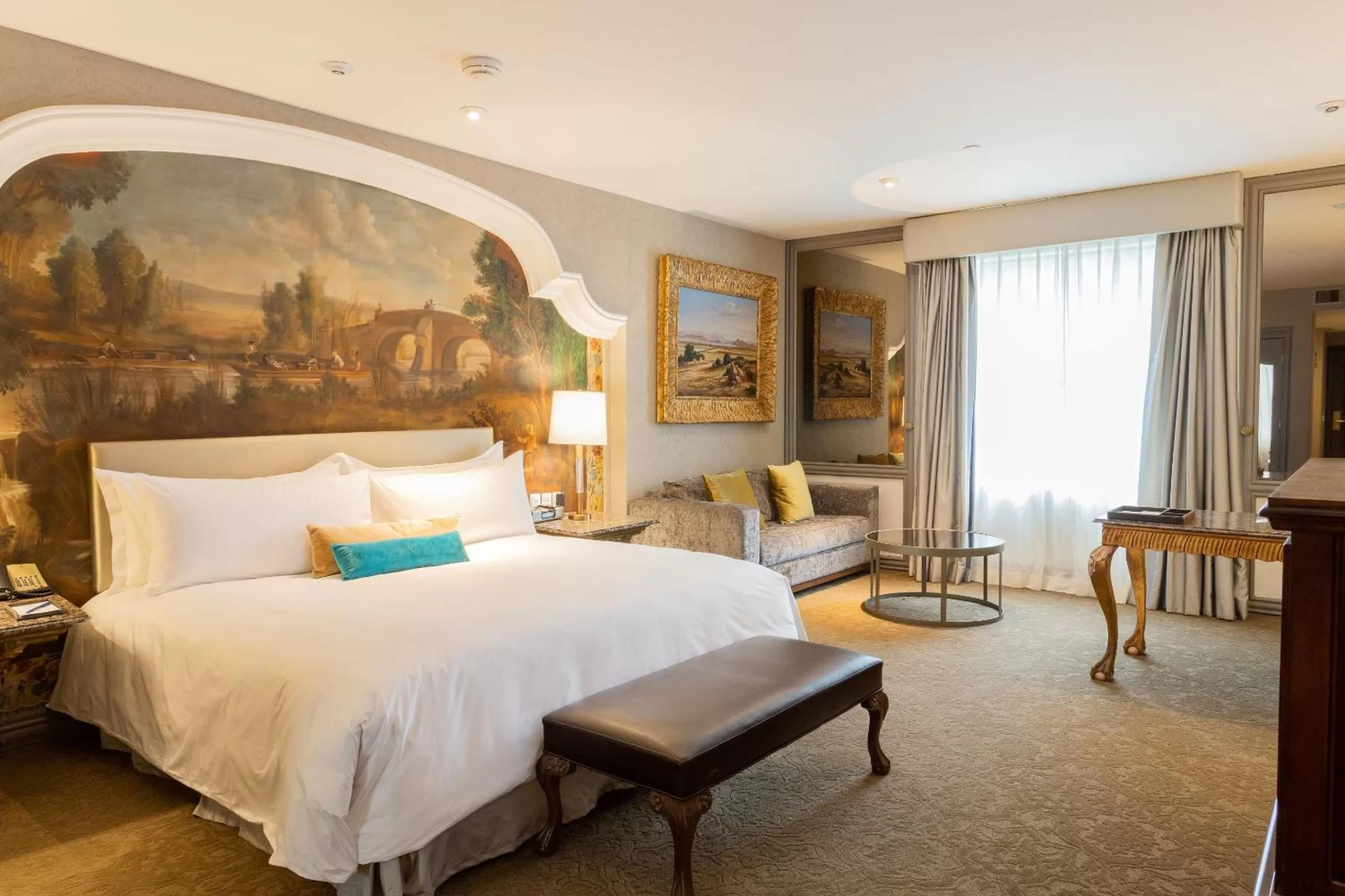 Bedroom, Bed in Quinta Real Monterrey