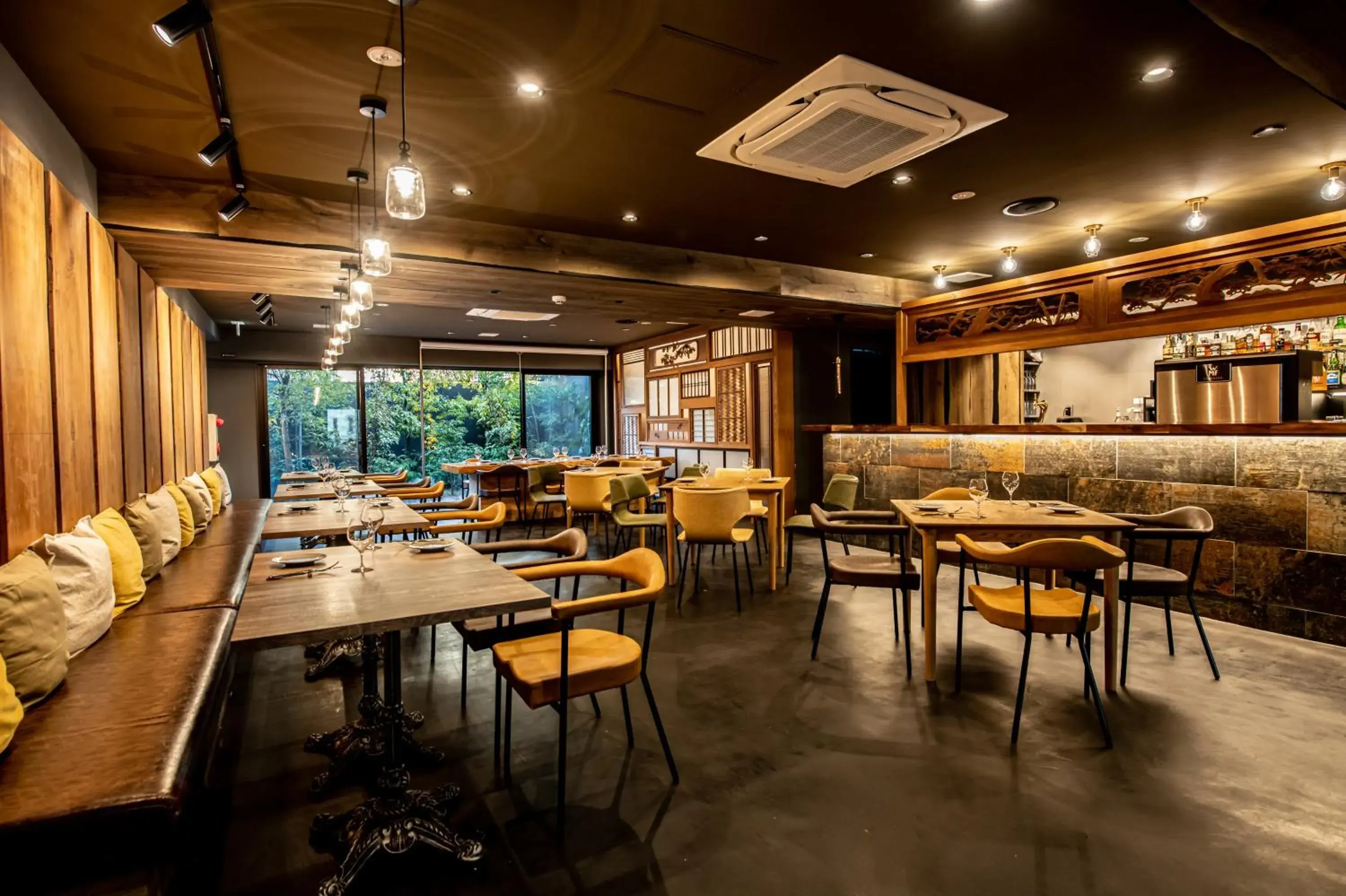 Restaurant/Places to Eat in Hotel Banister Kyoto