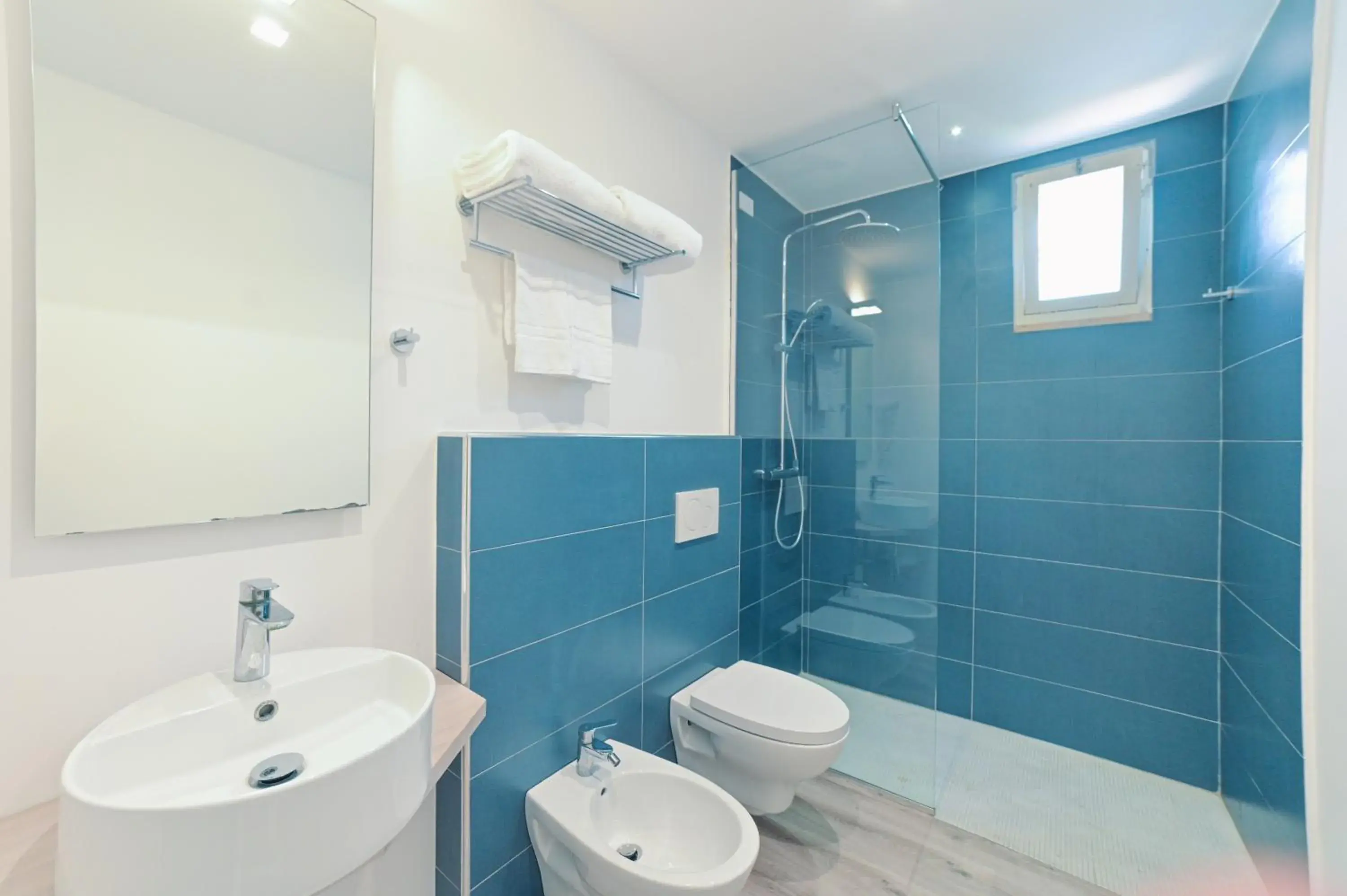 Shower, Bathroom in Hotel Baia Delle Sirene