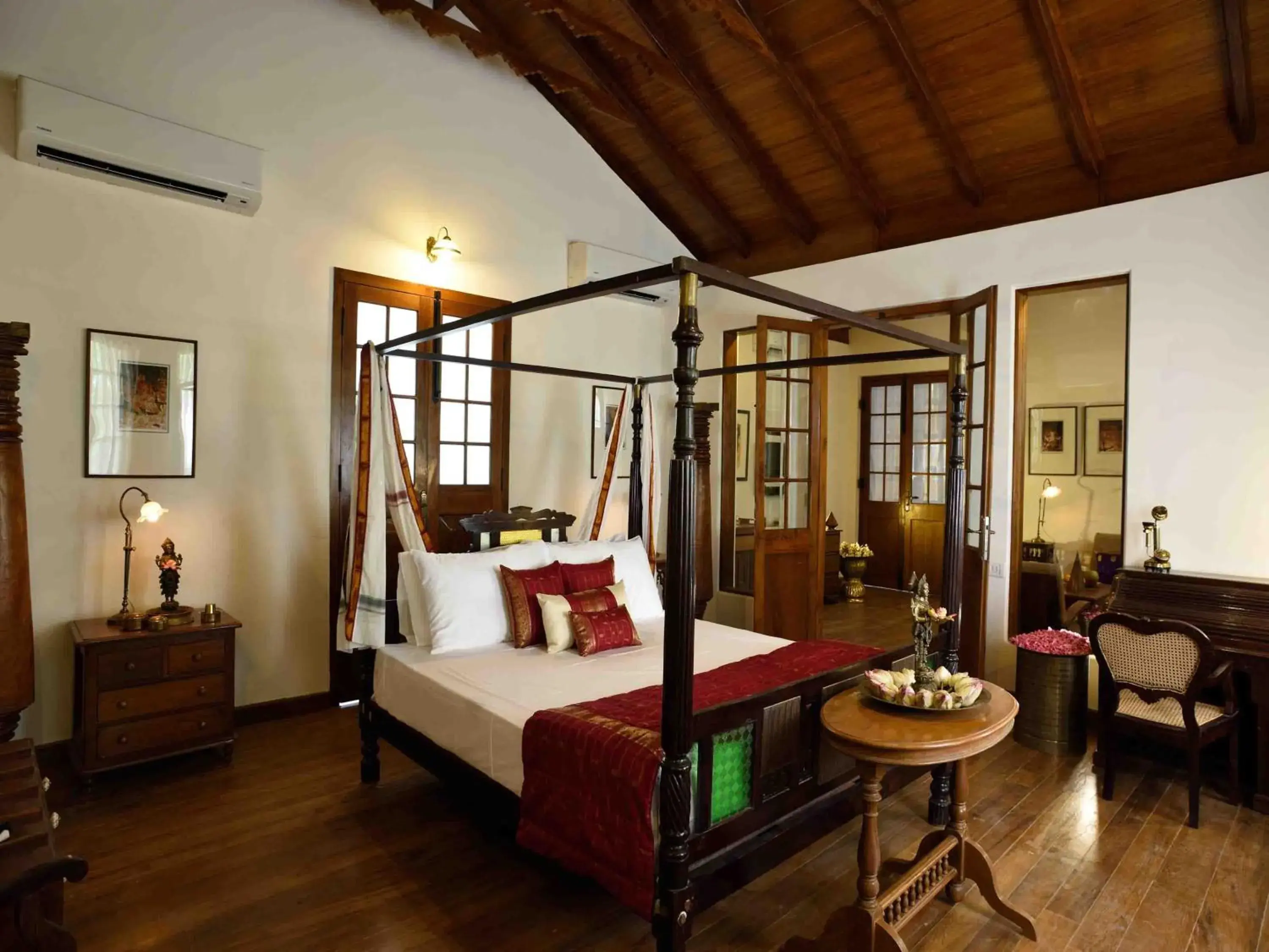 Bedroom, Bed in Svatma Heritage Hotel