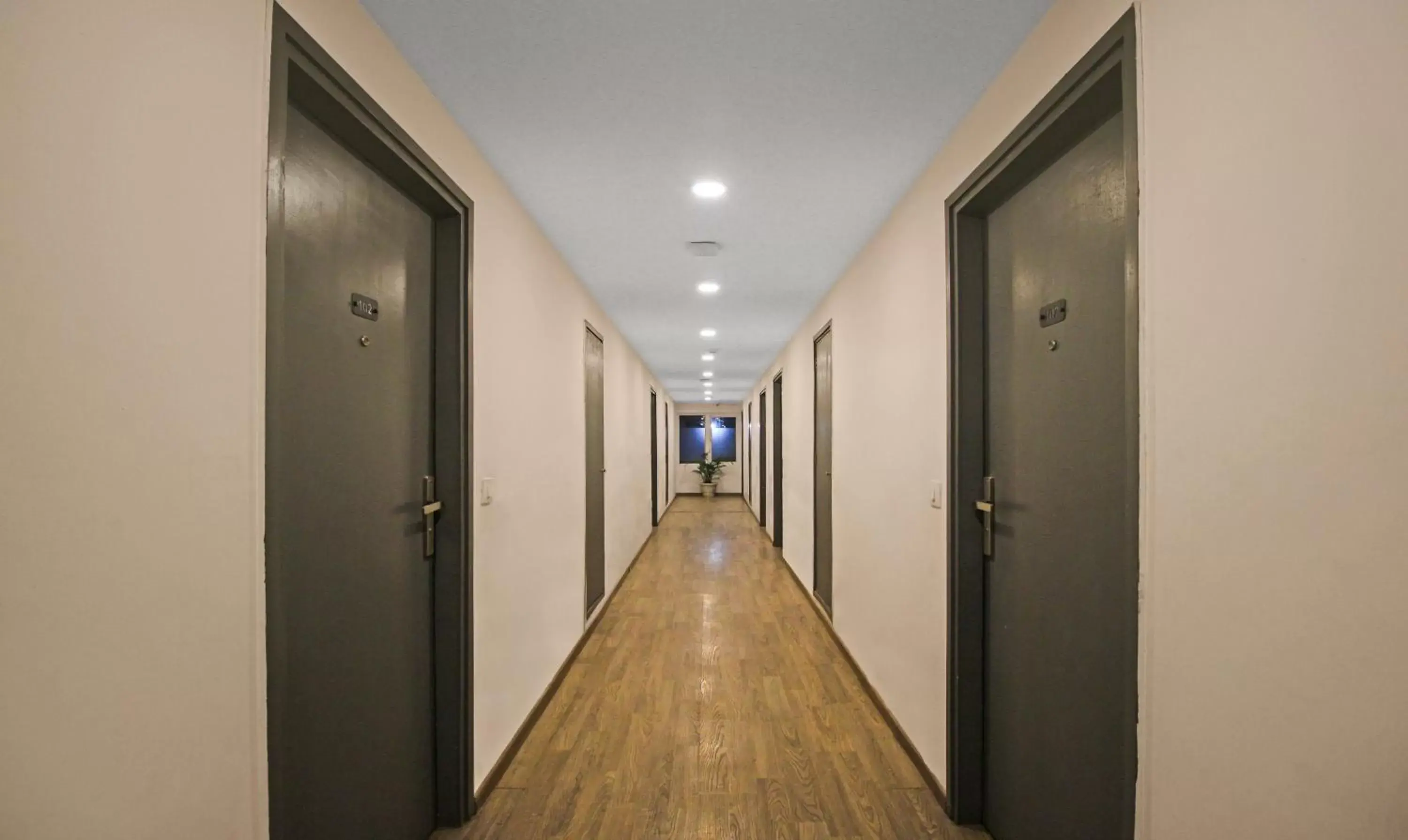 Lobby or reception in Treebo Grand Legacy Shahenshah Lobby or reception in Treebo Grand Legacy Shahenshah