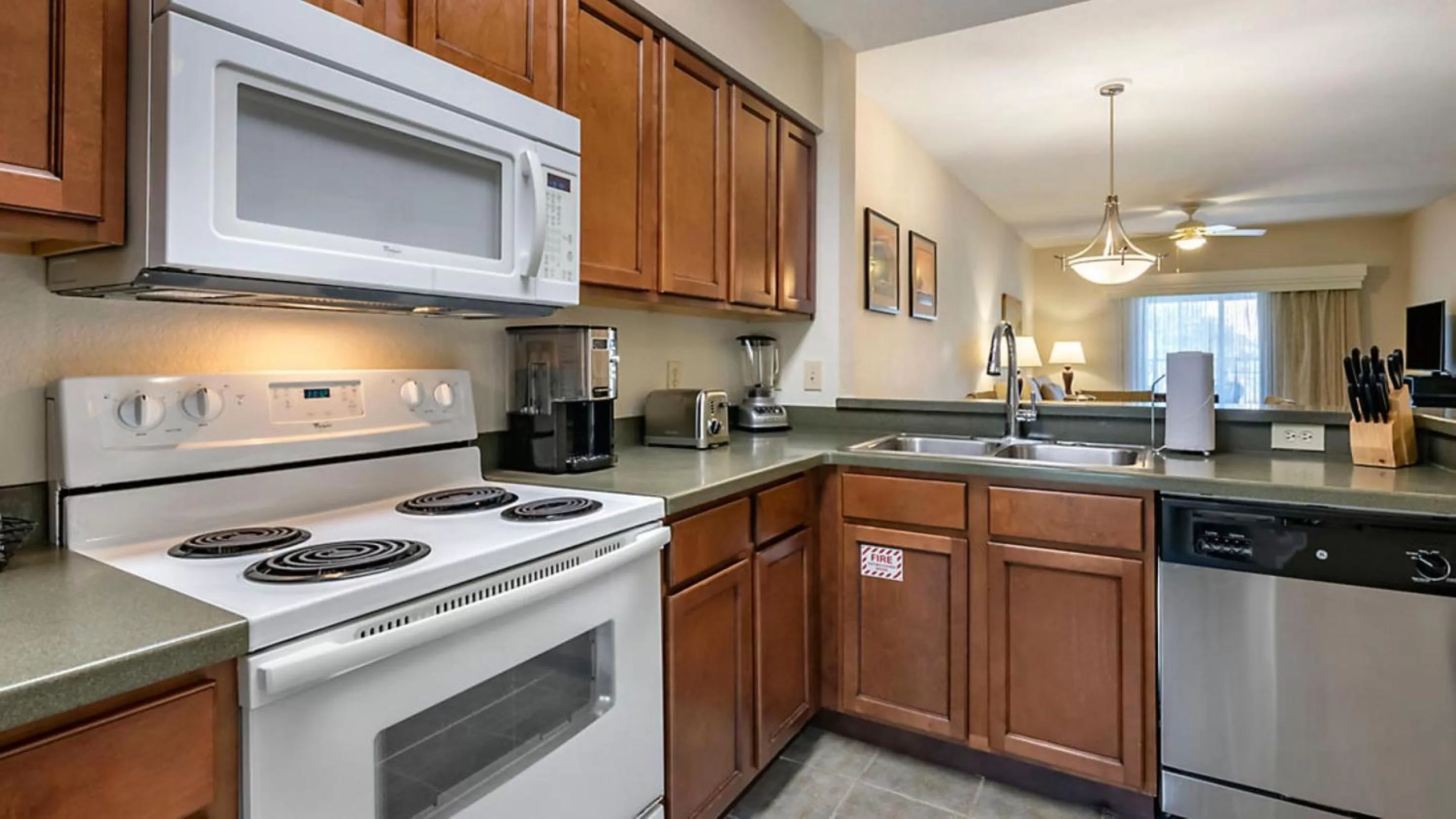 Kitchen or kitchenette in Bluegreen Vacations Grande Villas at World Golf Village