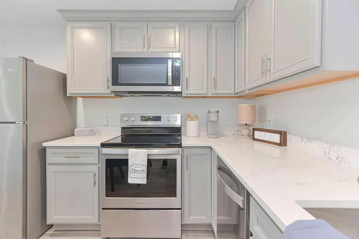 Harbourtown Suites on Plymouth Harbor