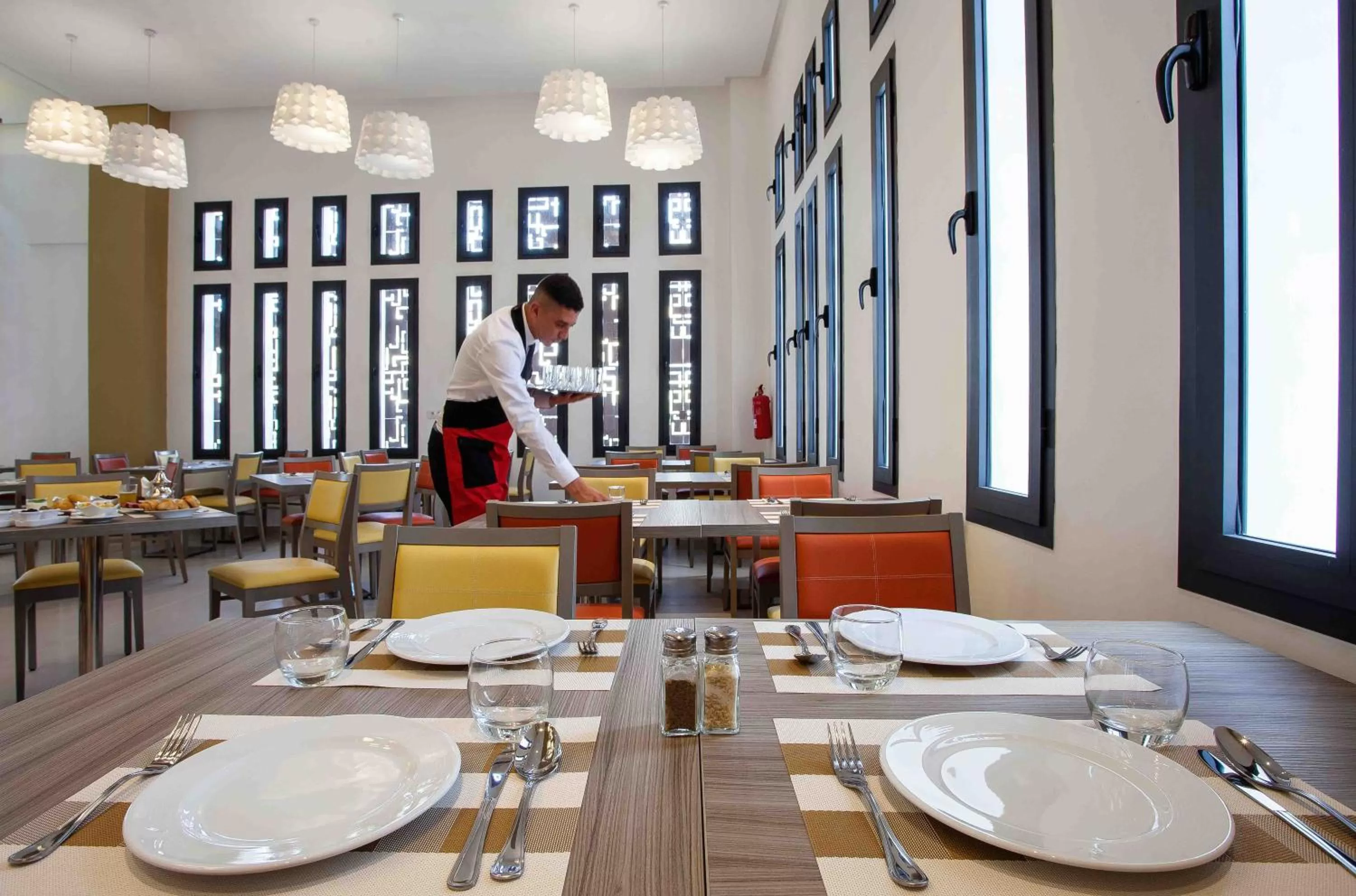 Restaurant/places to eat in Relax Hotel Casa Voyageurs