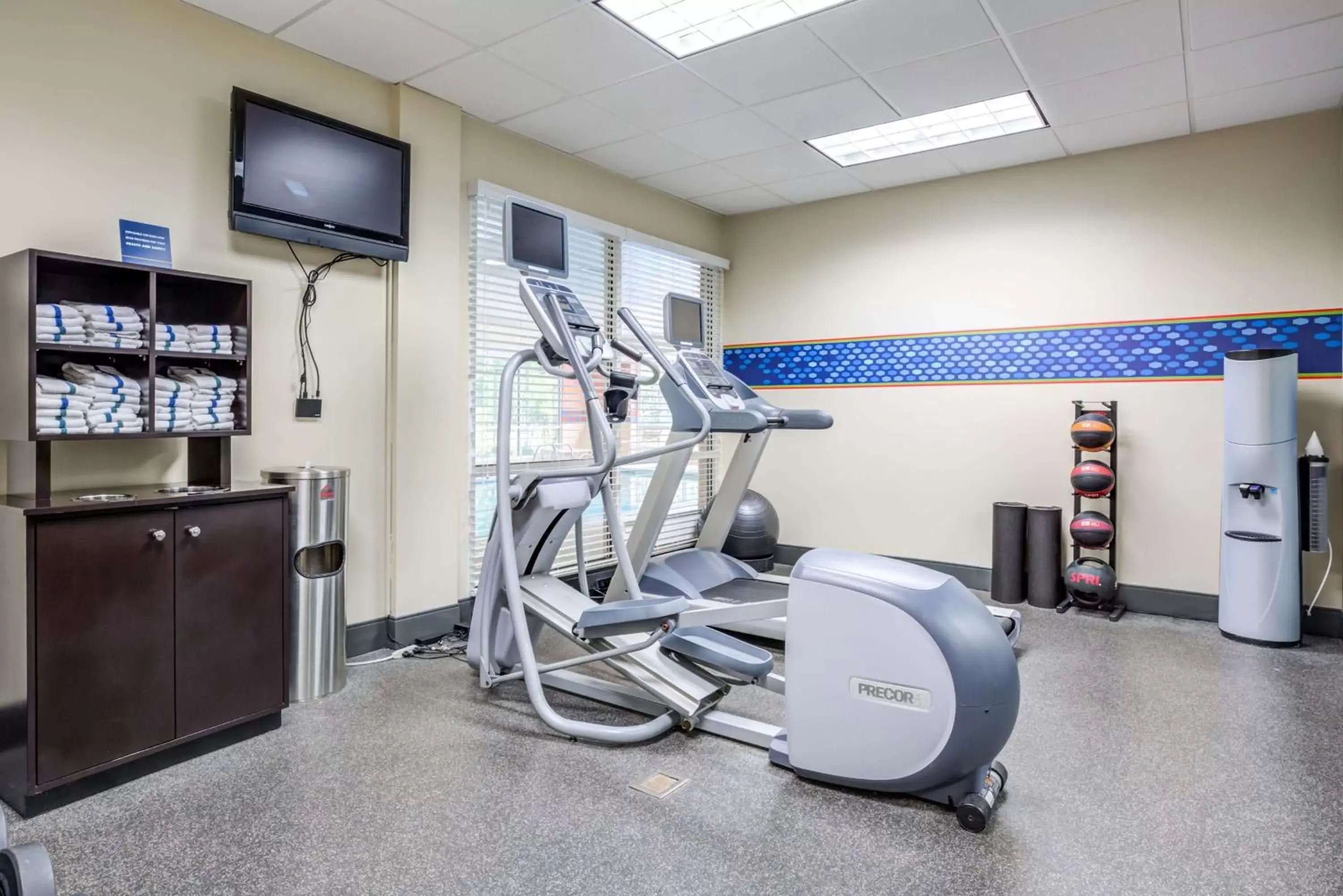 Fitness centre/facilities in Hampton Inn & Suites Westford-Chelmsford Fitness centre/facilities in Hampton Inn & Suites Westford-Chelmsford