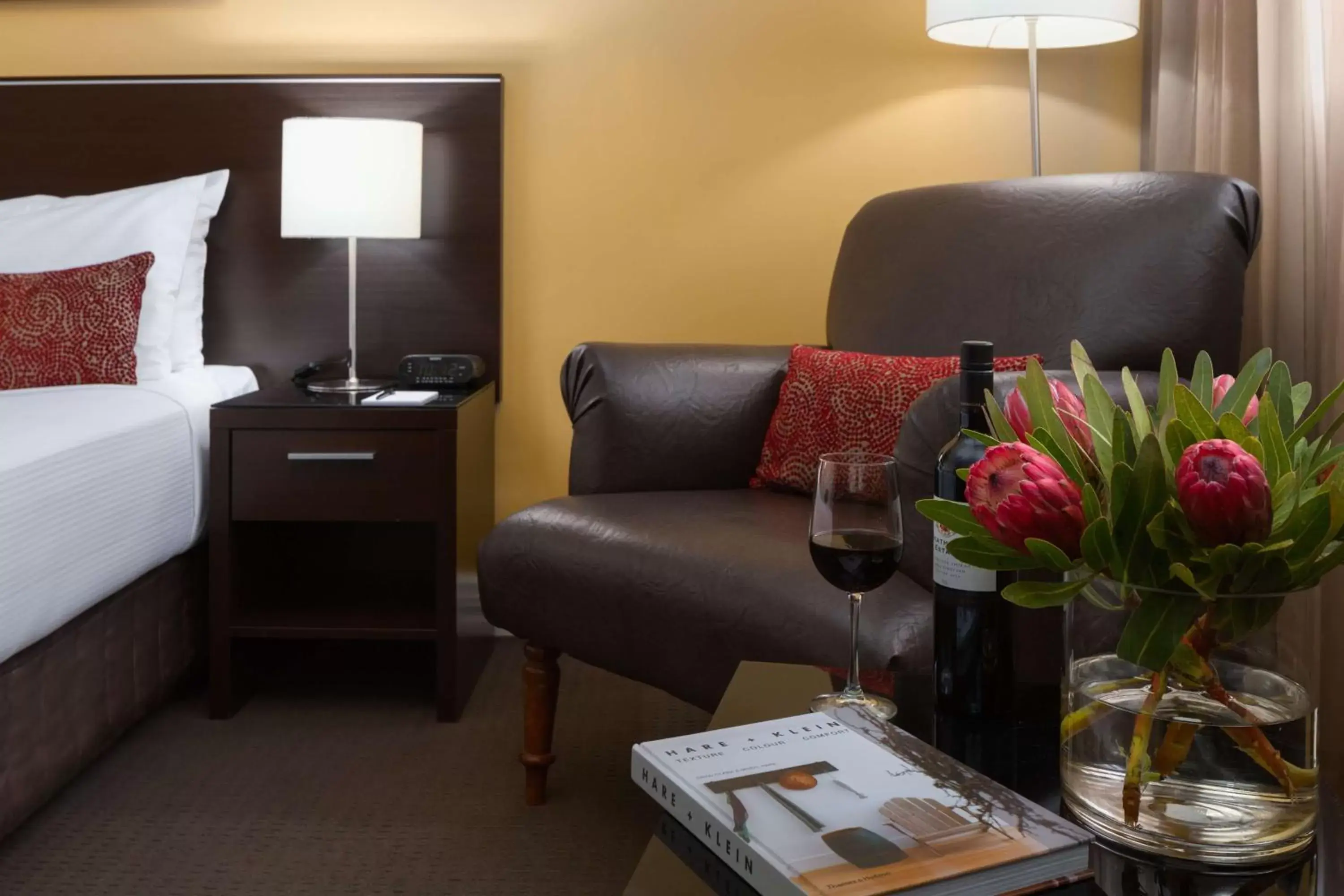 Photo of the whole room, Seating Area in Rydges Norwest Sydney