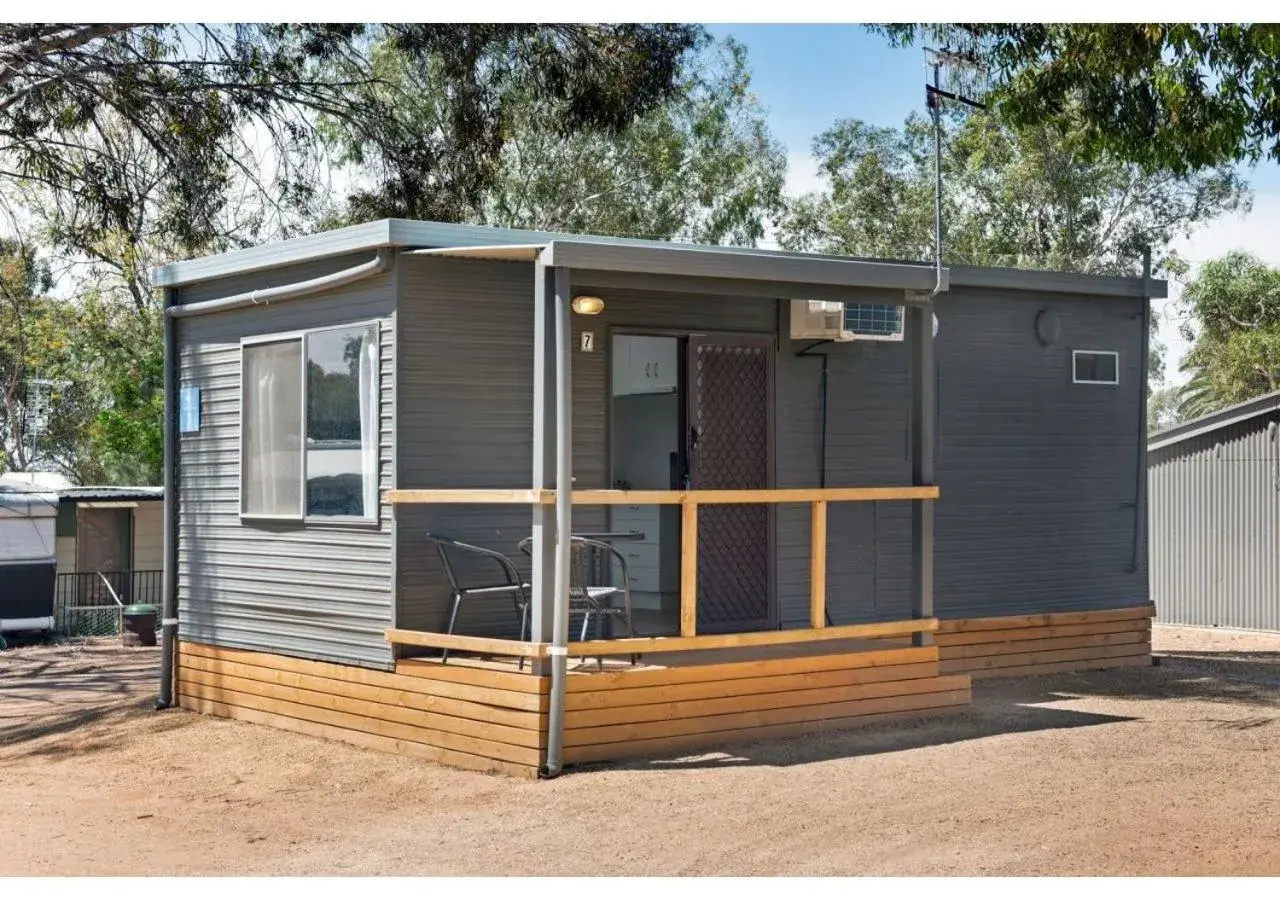 Standard 1 Bedroom Cabin in Discovery Parks - Lake Bonney