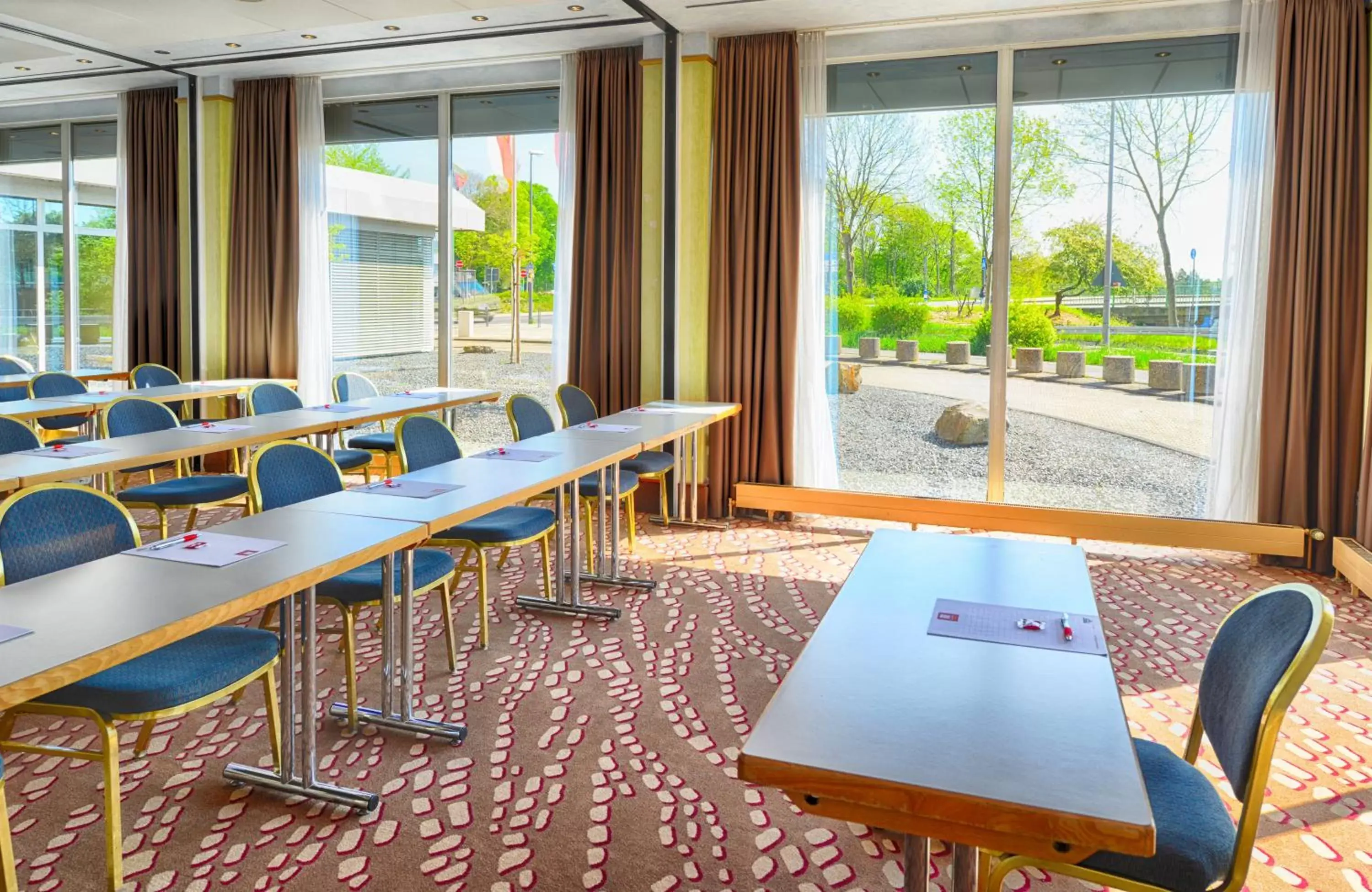 Meeting/conference room in Leonardo Hotel Köln