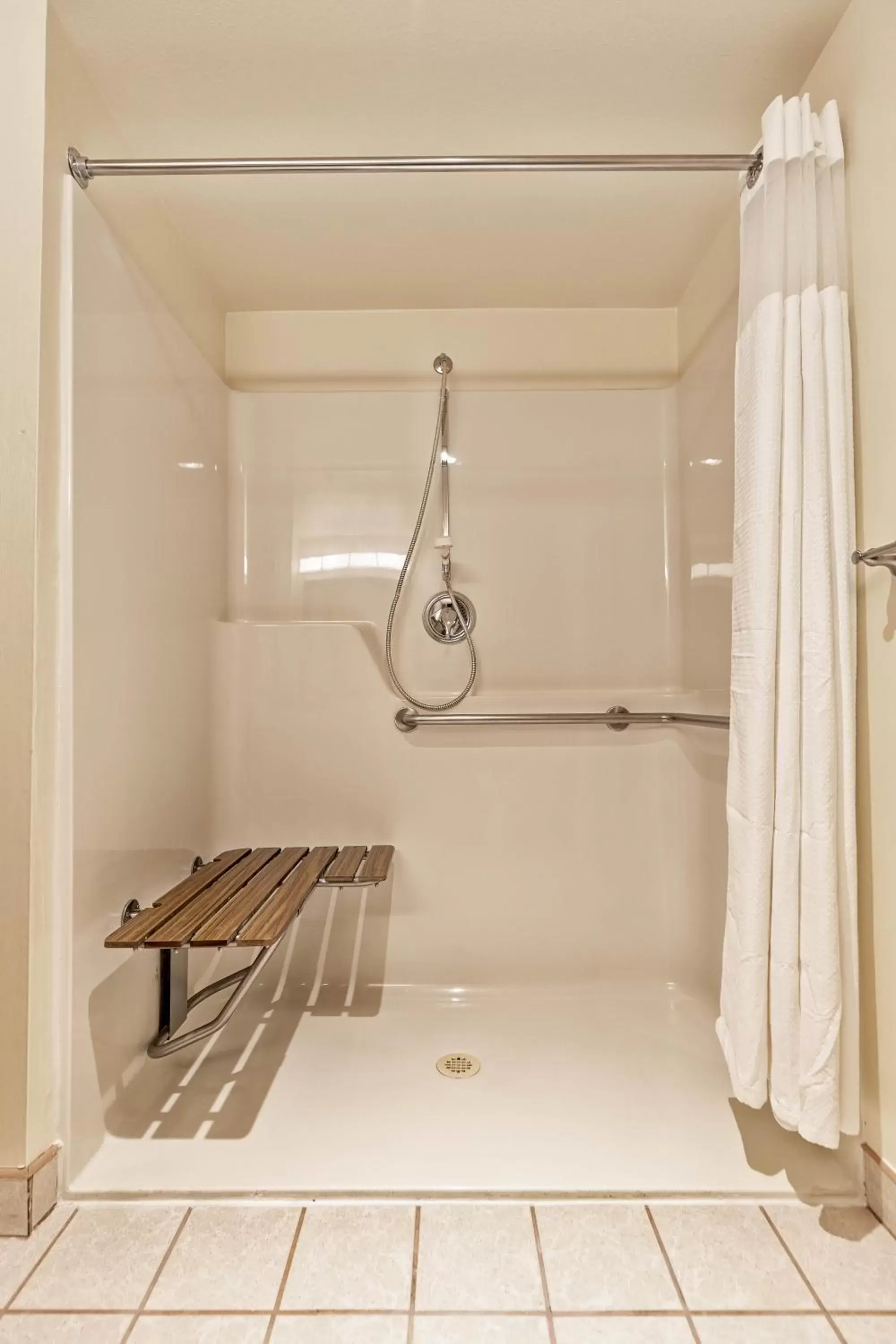 Bathroom in SureStay Plus Hotel by Best Western SeaTac Airport