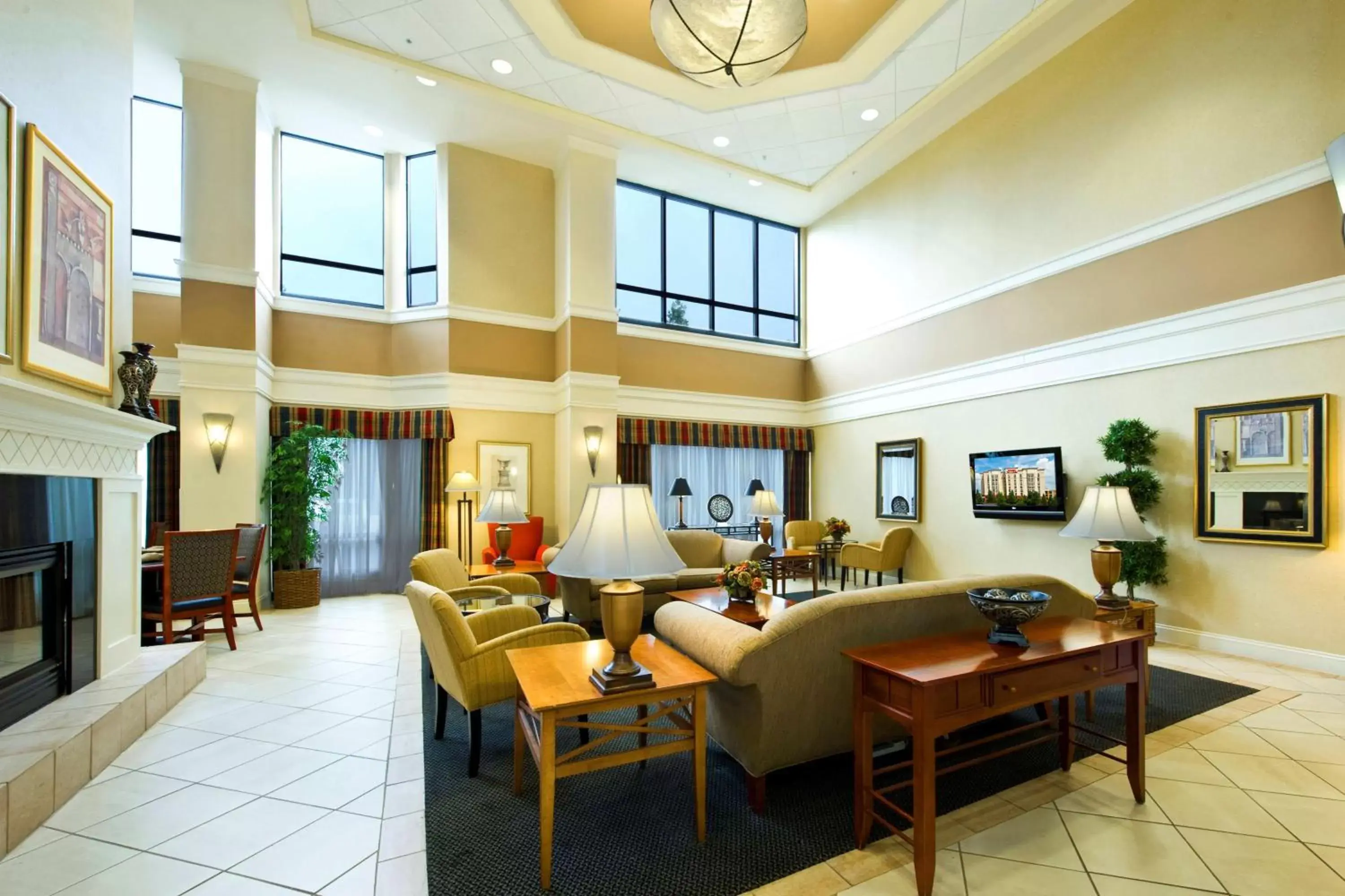 Lobby or reception in Hampton Inn & Suites-Atlanta Airport North-I-85