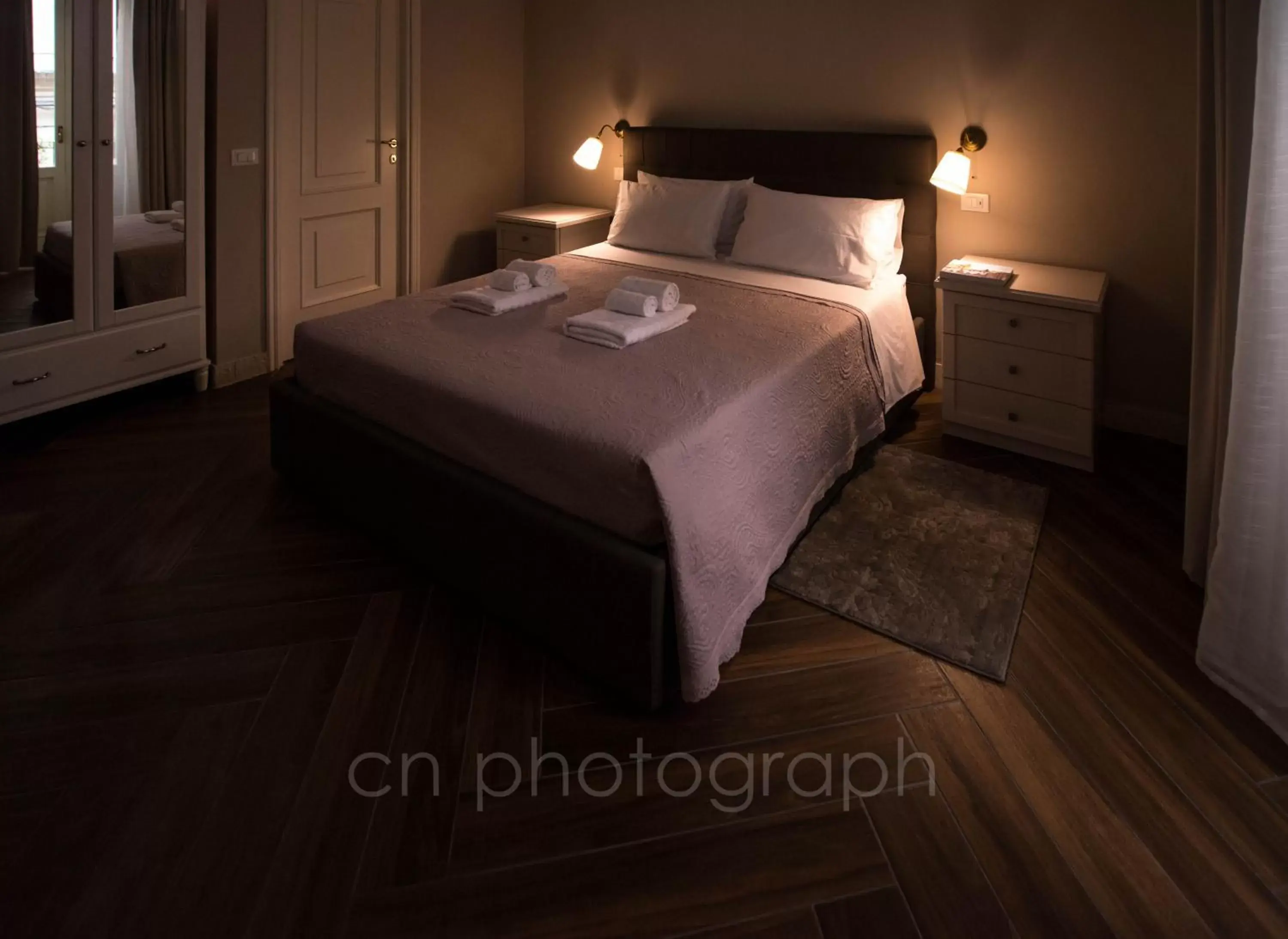 Photo of the whole room, Bed in La Dimora del Falconiere - Luxury Suites